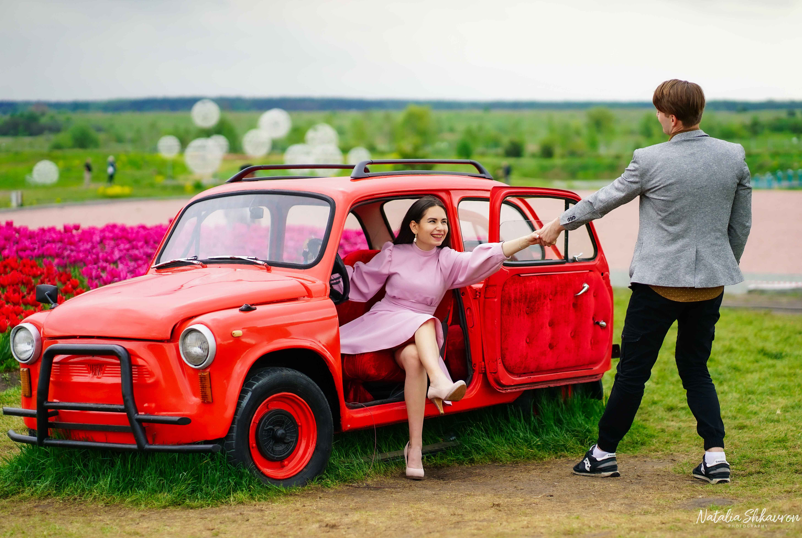 фотосесія в добропарку, фотосесія в тюльпанах, лав стори, фотограф київ, фотограф добропарк, 