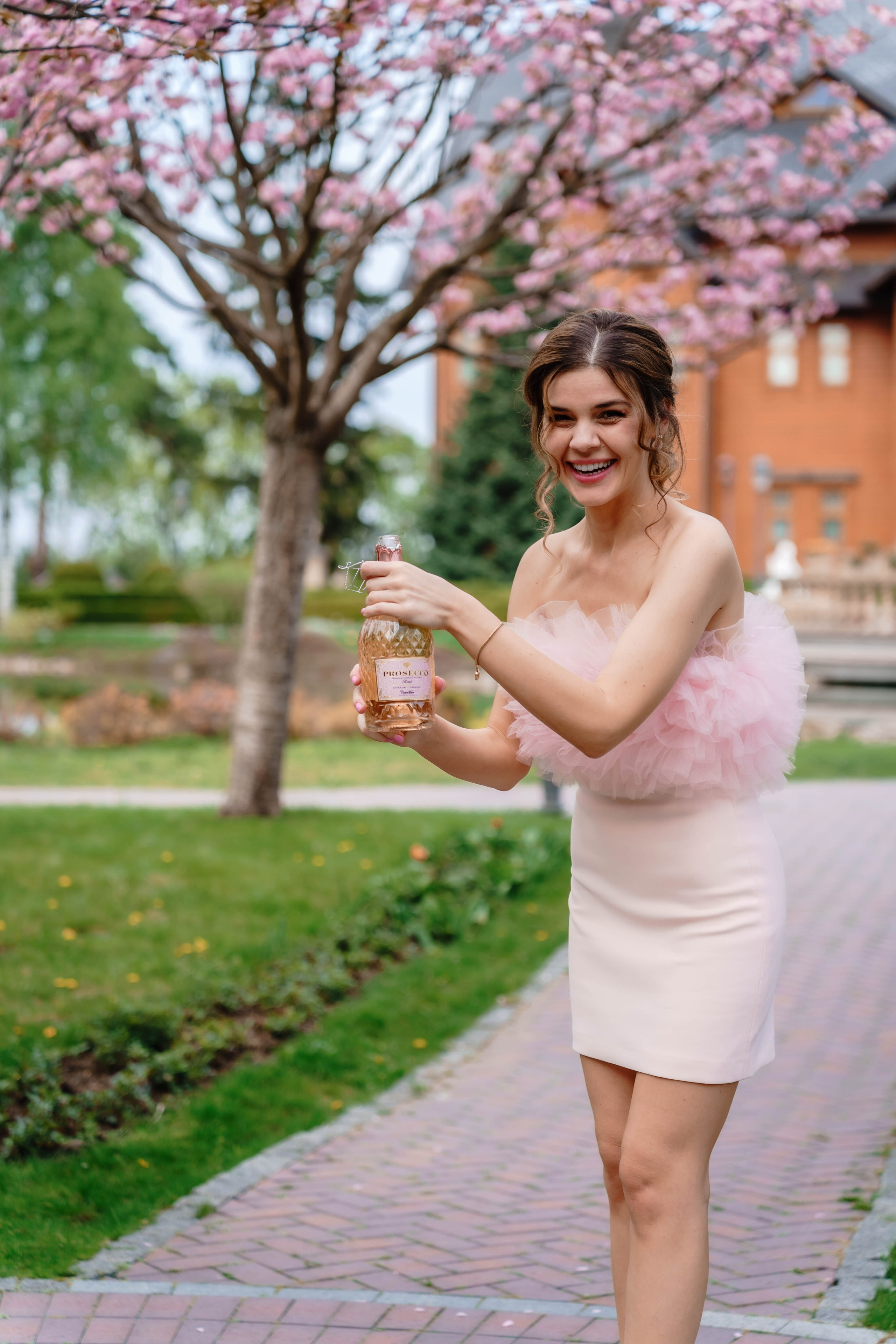 Фотосесія в сакурах. Family photographer in Kiev Natalia Shkavron