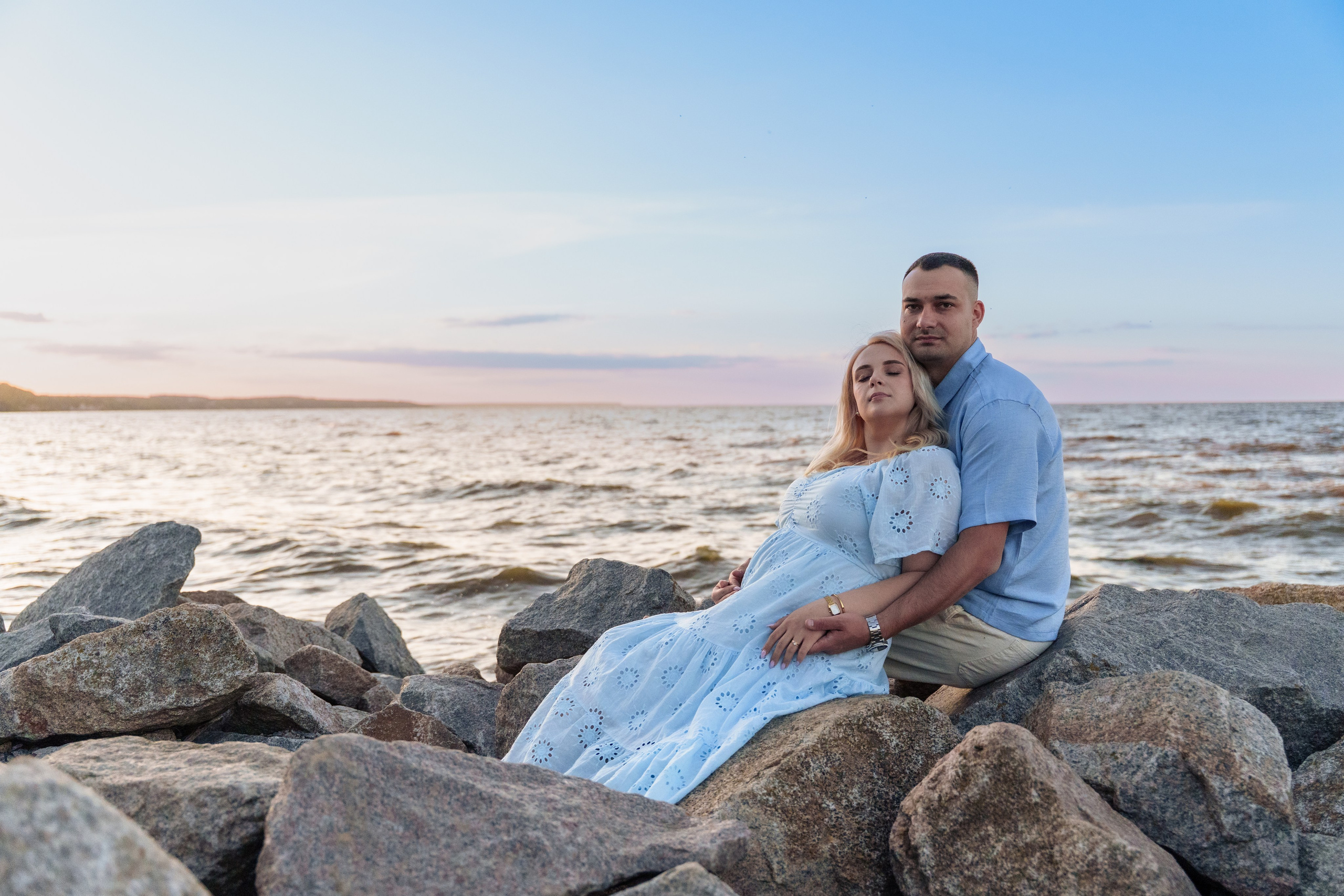 Гендер паті на Київському морі. Family photographer in Kiev Natalia Shkavron