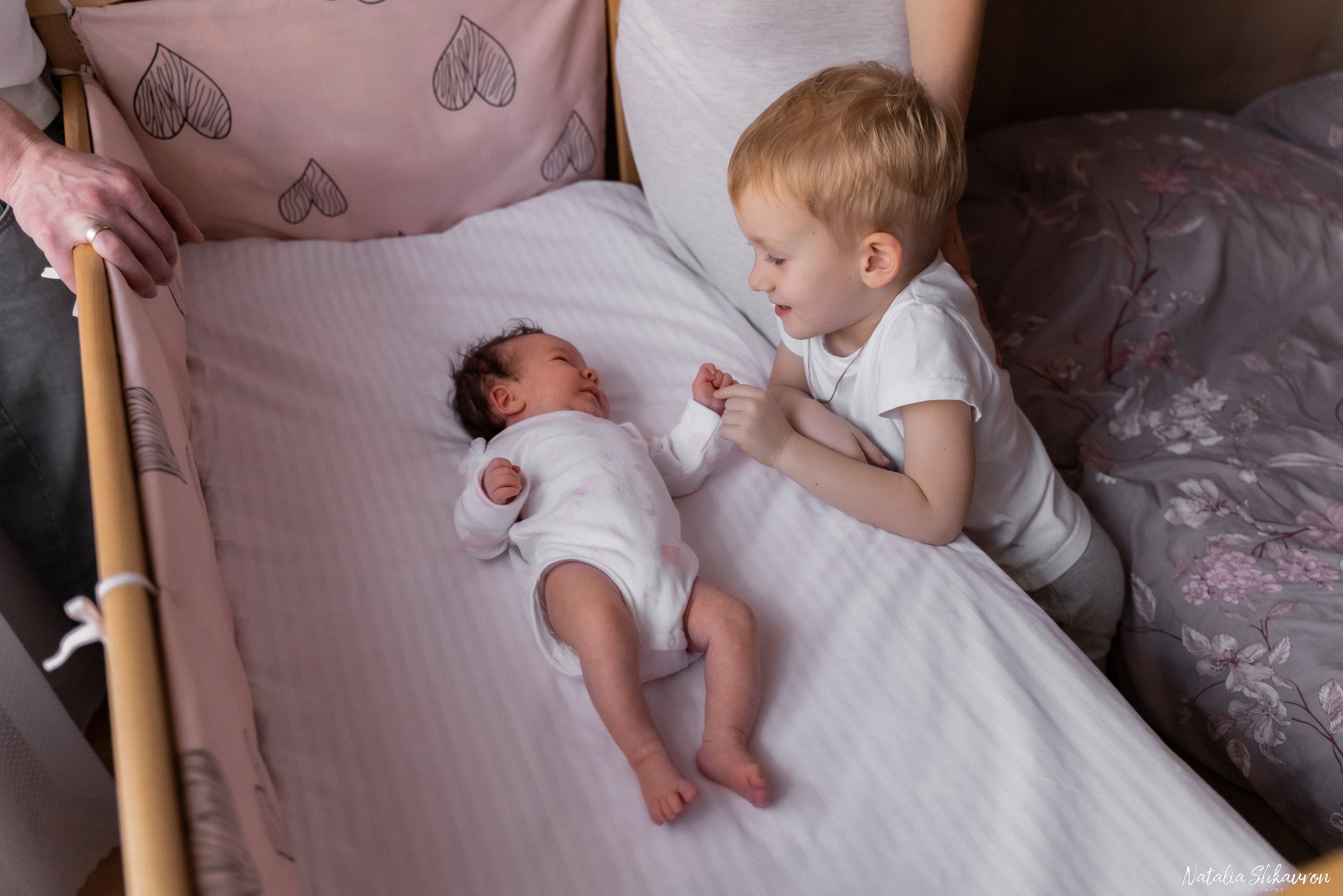 Сімейна фотосесія новонародженої. Сімейний фотограф Київ Наталія Шкаврон