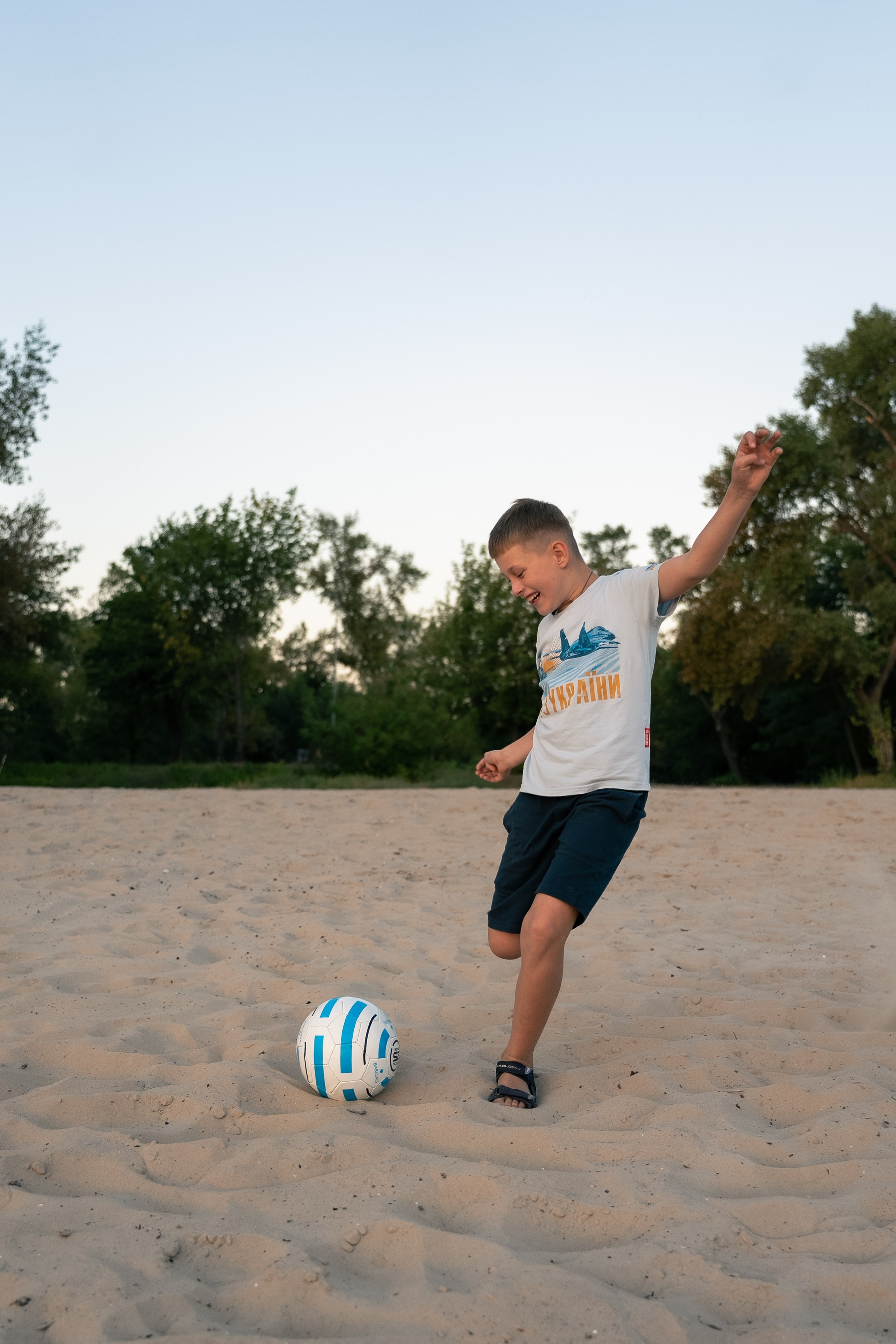 Сімейна фотосесія на Трухановому острові. Сімейний фотограф Київ Наталія Шкаврон