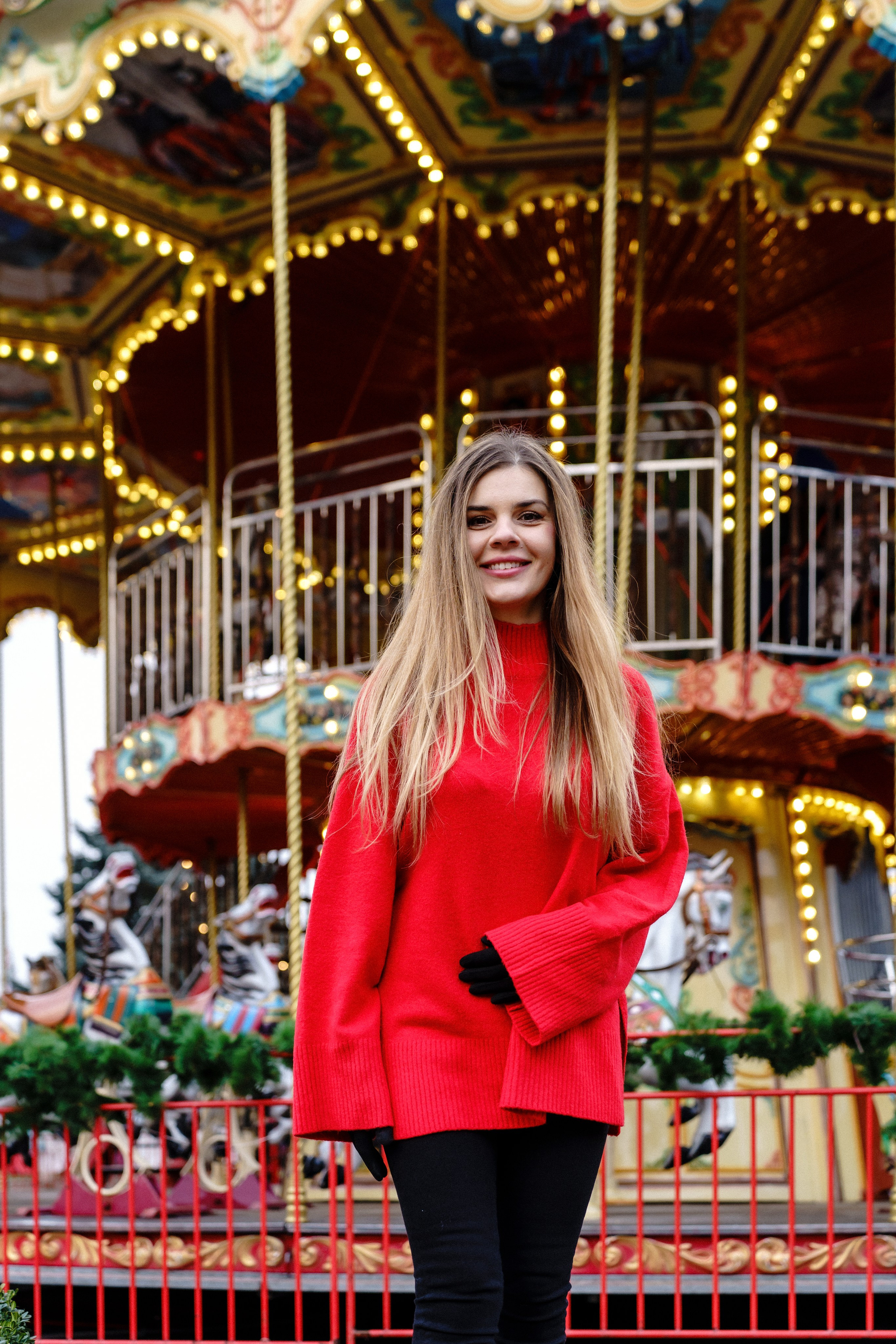 Новорічна індивідуальна фотосесія на ВДНГ. Сімейний фотограф Київ Наталія Шкаврон