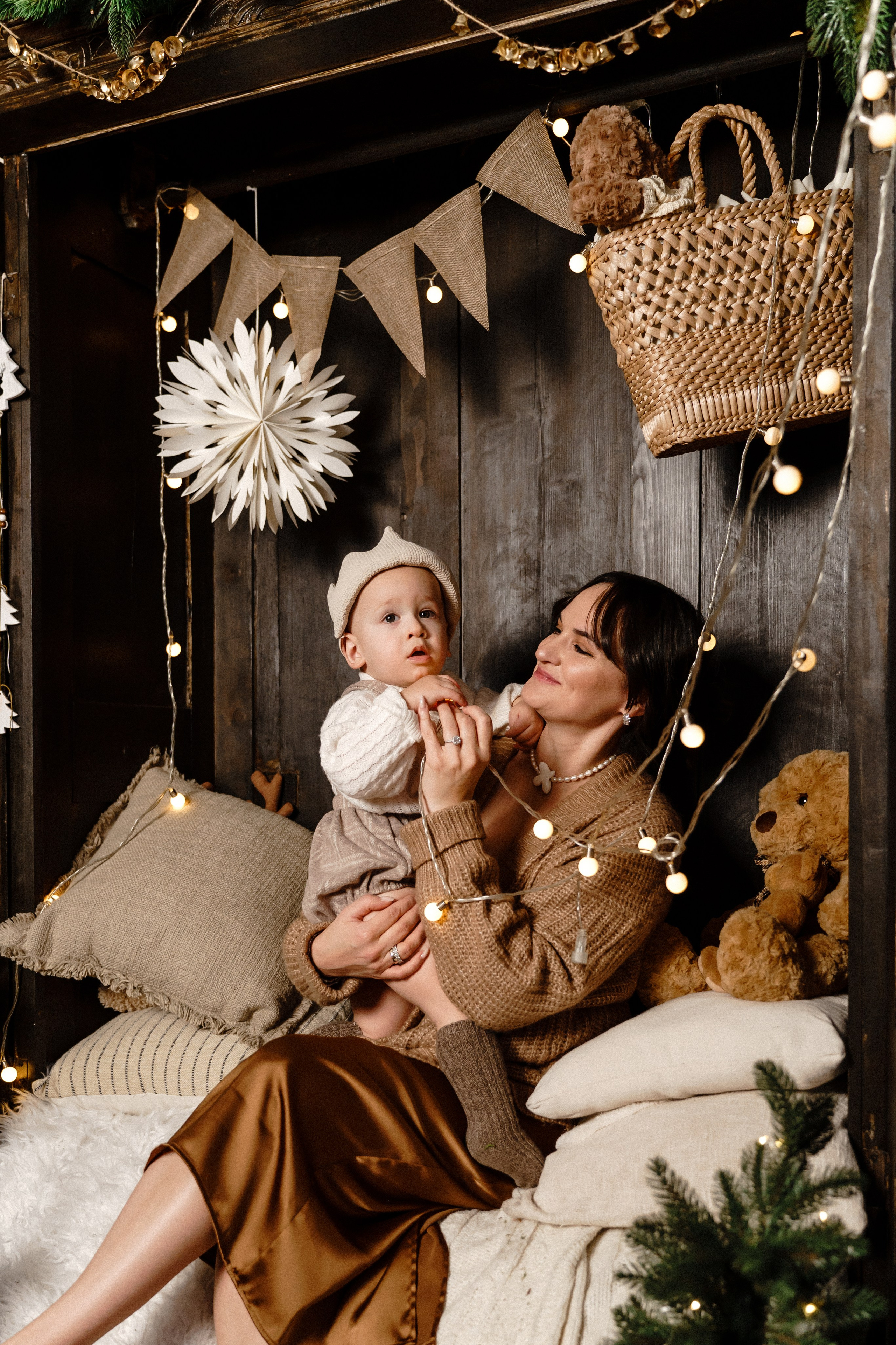 Новорічна фотосесія мами та сина. Family photographer in Kiev Natalia Shkavron