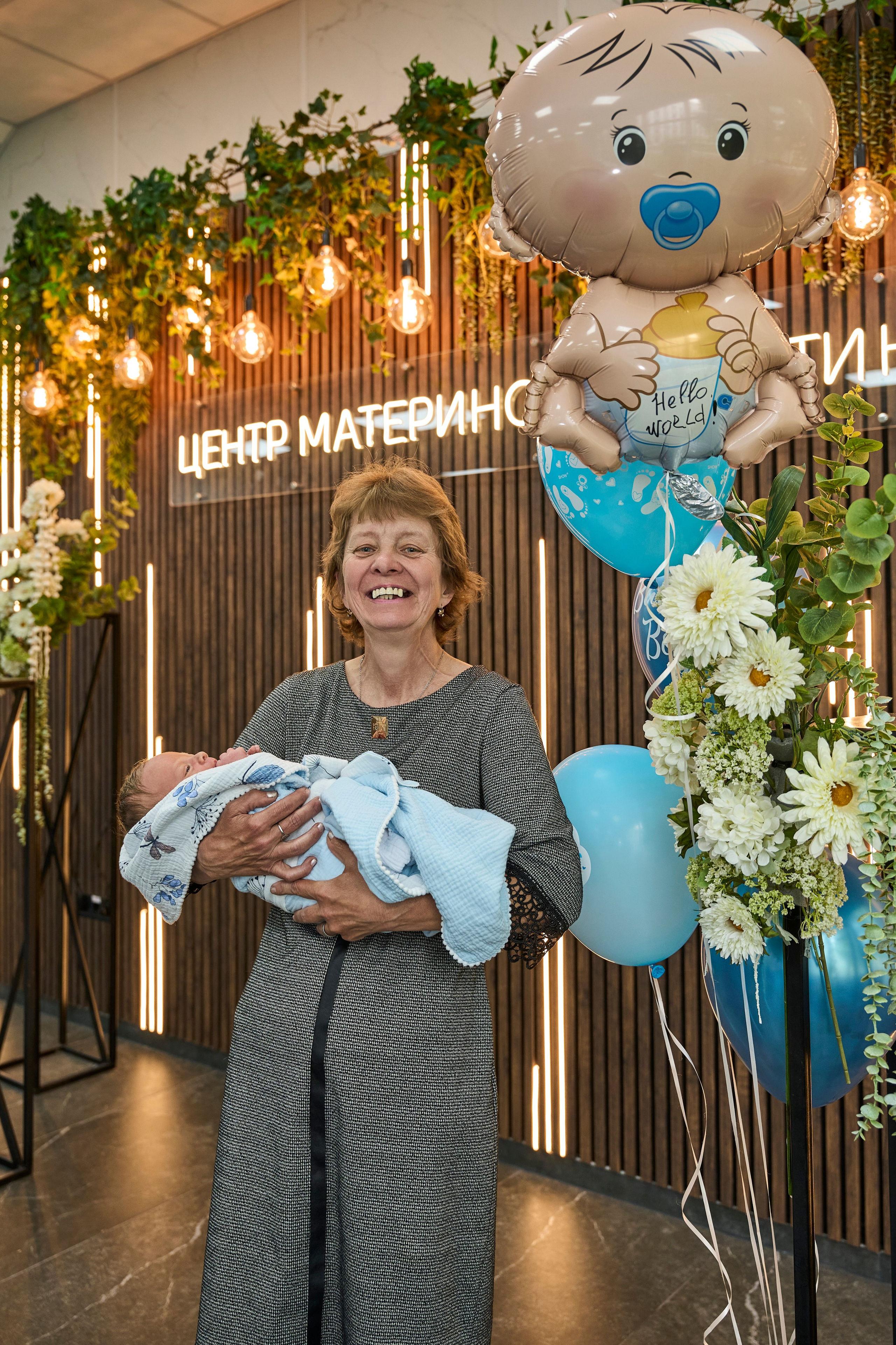 Виписка з пологового №3. Family photographer in Kiev Natalia Shkavron