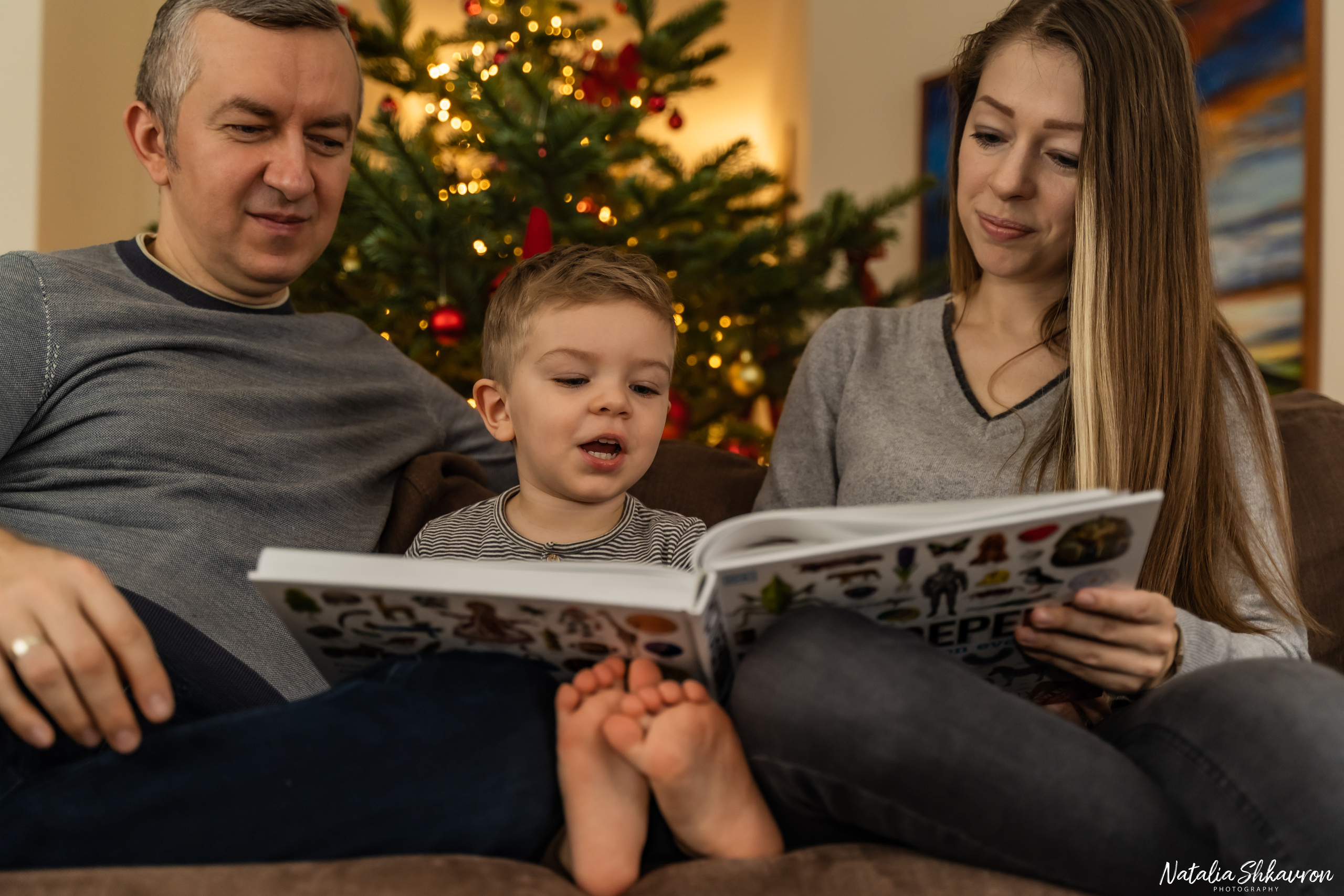 Новорічна фотосесія вдома. Сімейний фотограф Київ Наталія Шкаврон