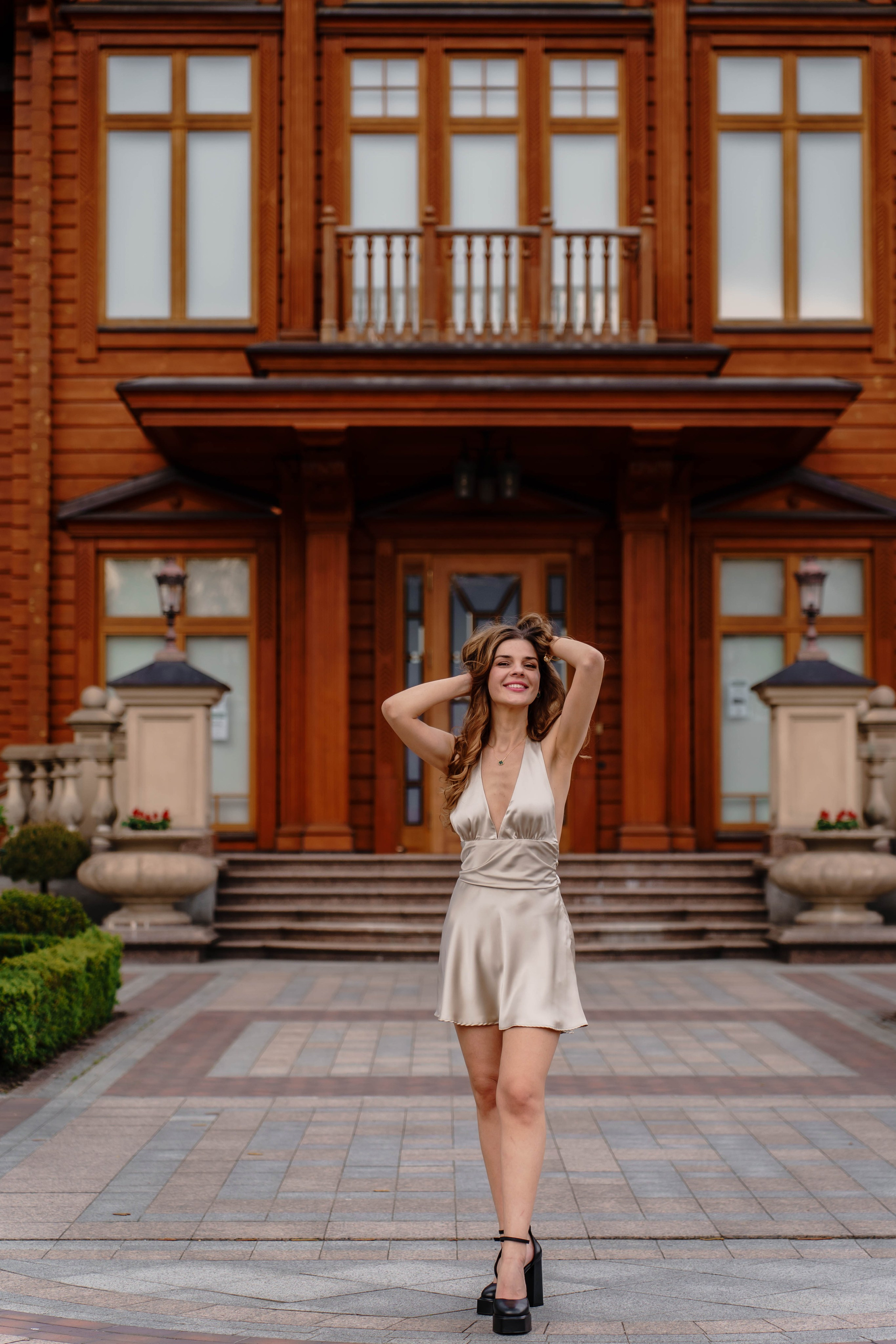 Фотосесія в сакурах. Family photographer in Kiev Natalia Shkavron