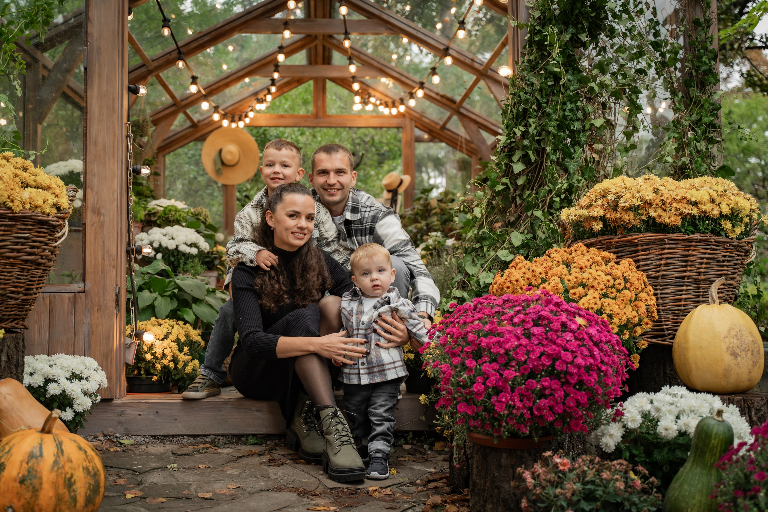 Сімейна осіння фотосесія. Family photographer in Kiev Natalia Shkavron