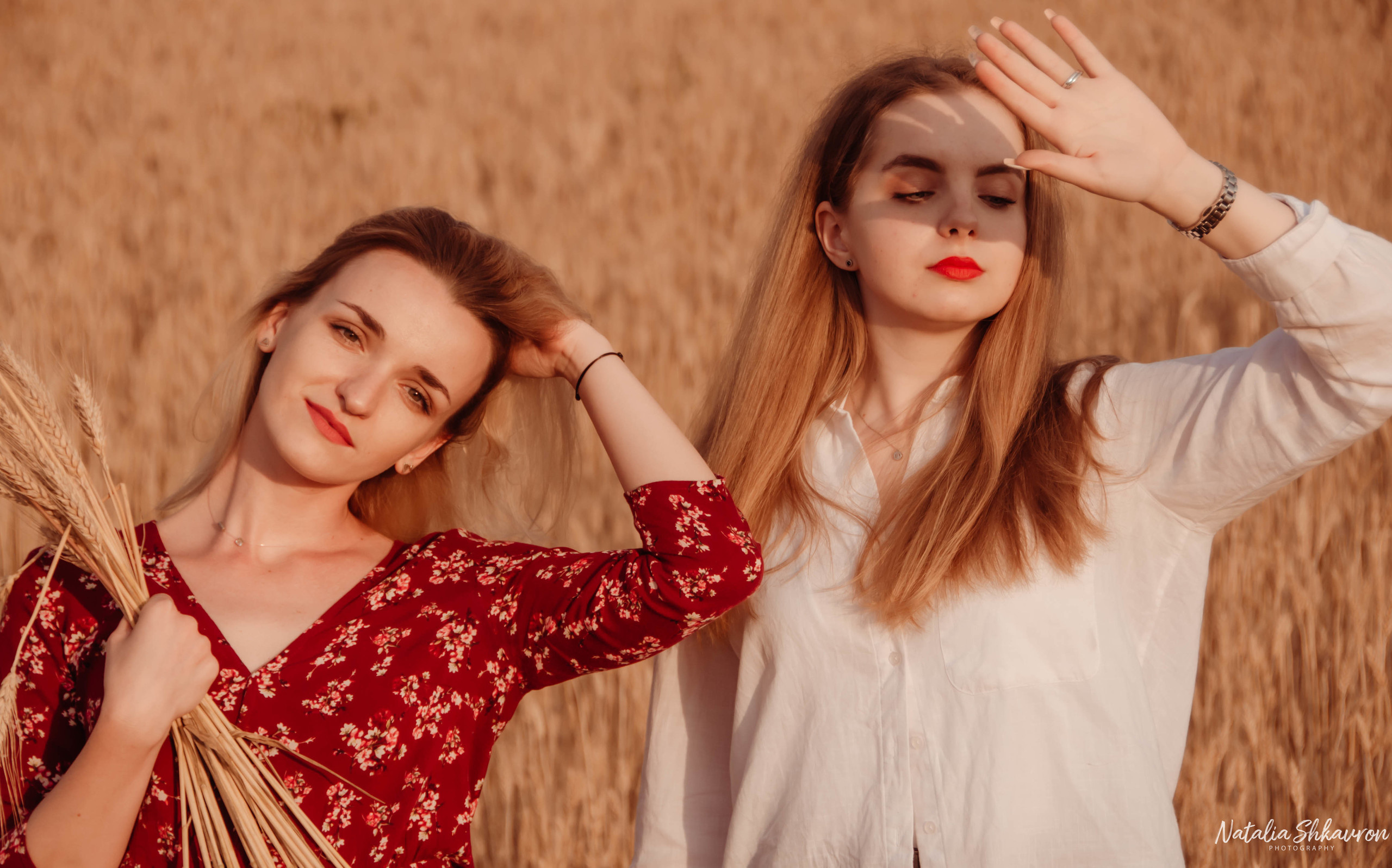 Фотосесія дві сестри. Сімейний фотограф Київ Наталія Шкаврон