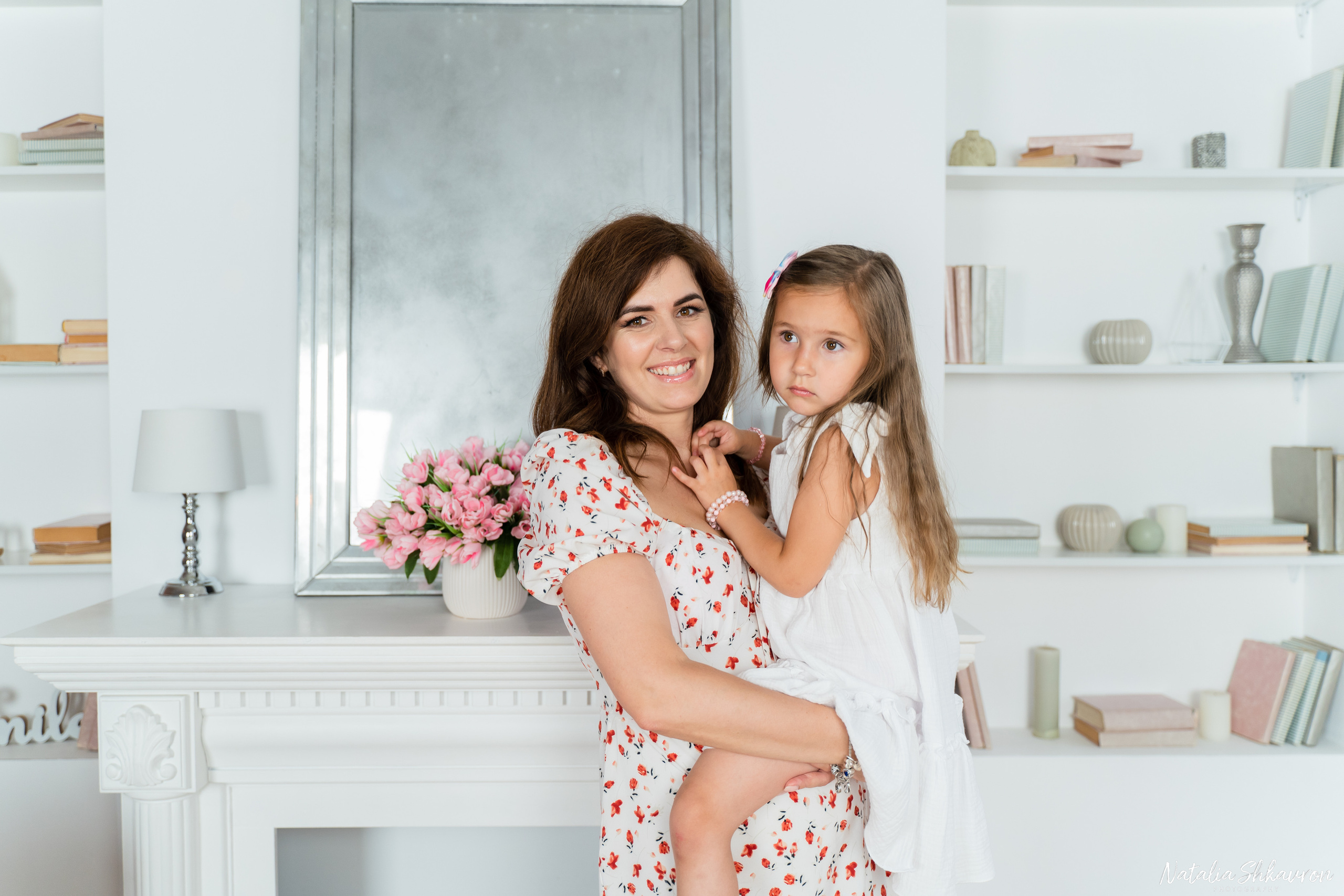 Сімейна фотосесія мами та доні. Сімейний фотограф Київ Наталія Шкаврон