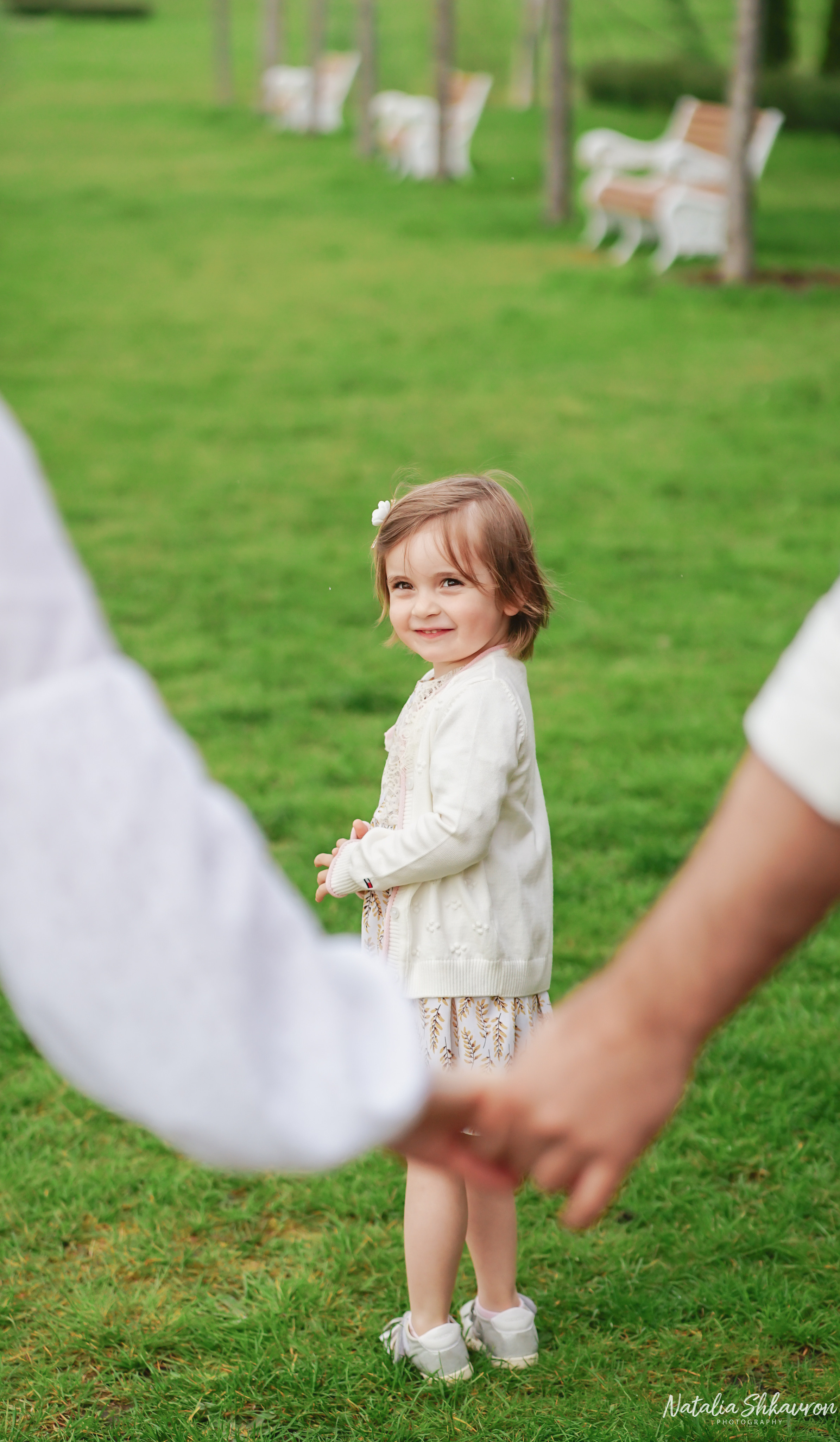Сімейна фотосесія в тюльпанах. Сімейний фотограф Київ Наталія Шкаврон
