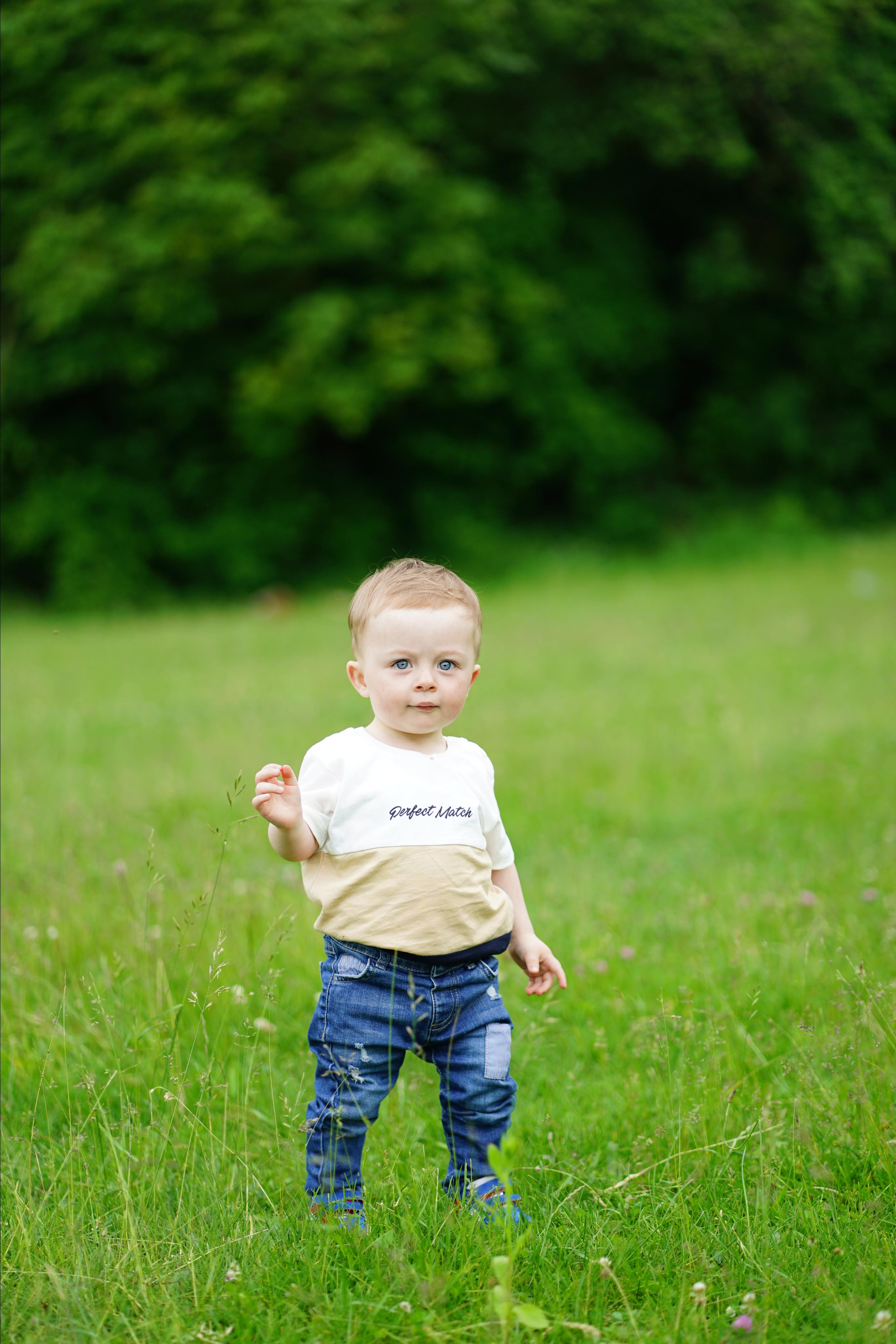 Сімейна фотосесія в стилі пікнік. Сімейний фотограф Київ Наталія Шкаврон