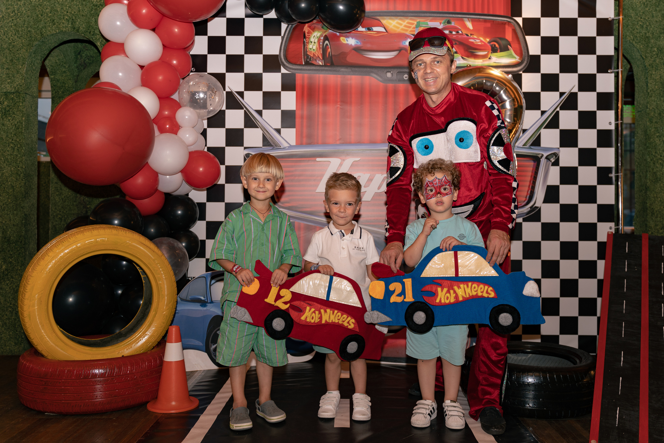 Святкування Дня Народження Картера. Сімейний фотограф Київ Наталія Шкаврон