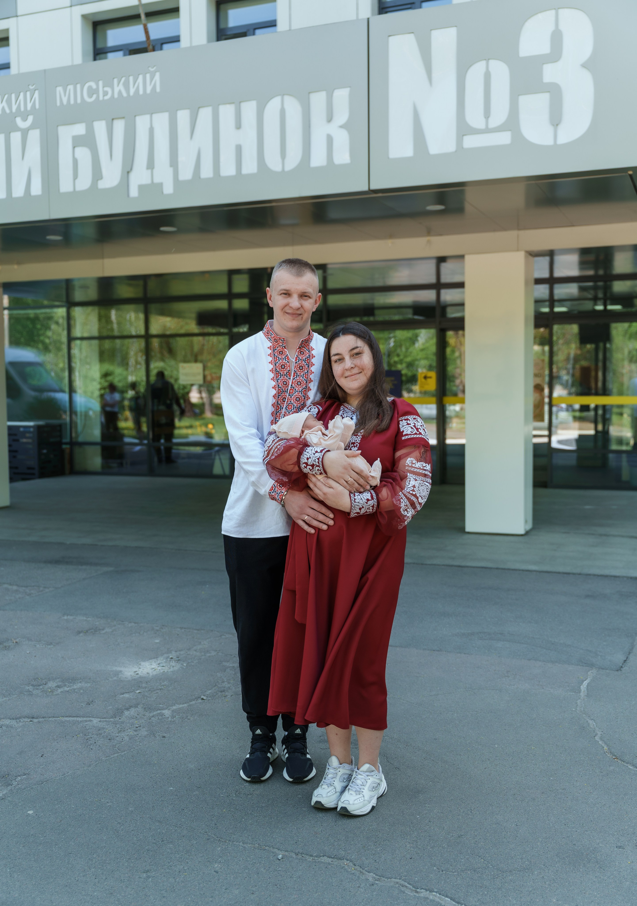 Виписка з пологового №3. Сімейний фотограф Київ Наталія Шкаврон
