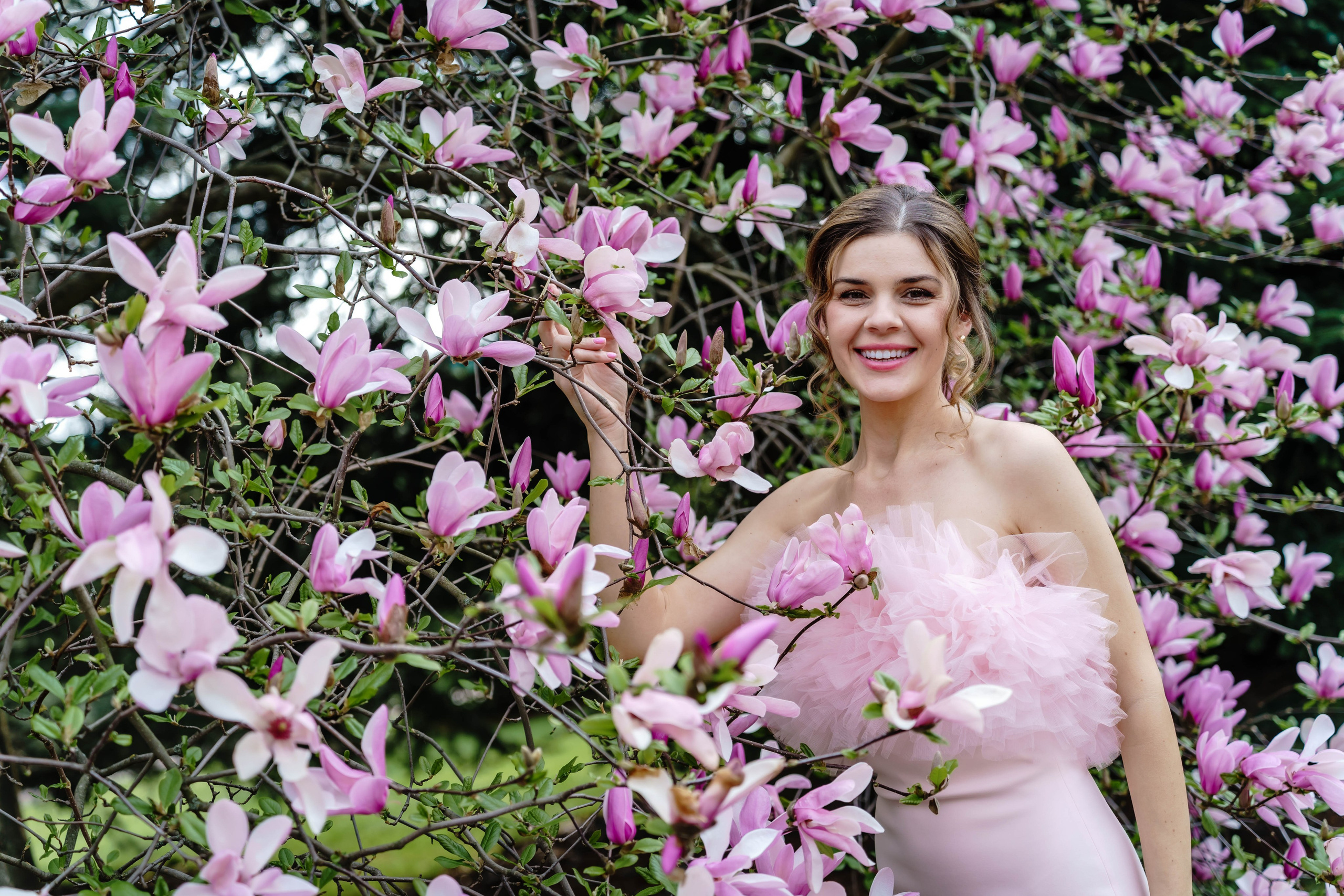 Фотосесія в магноліях. Сімейний фотограф Київ Наталія Шкаврон