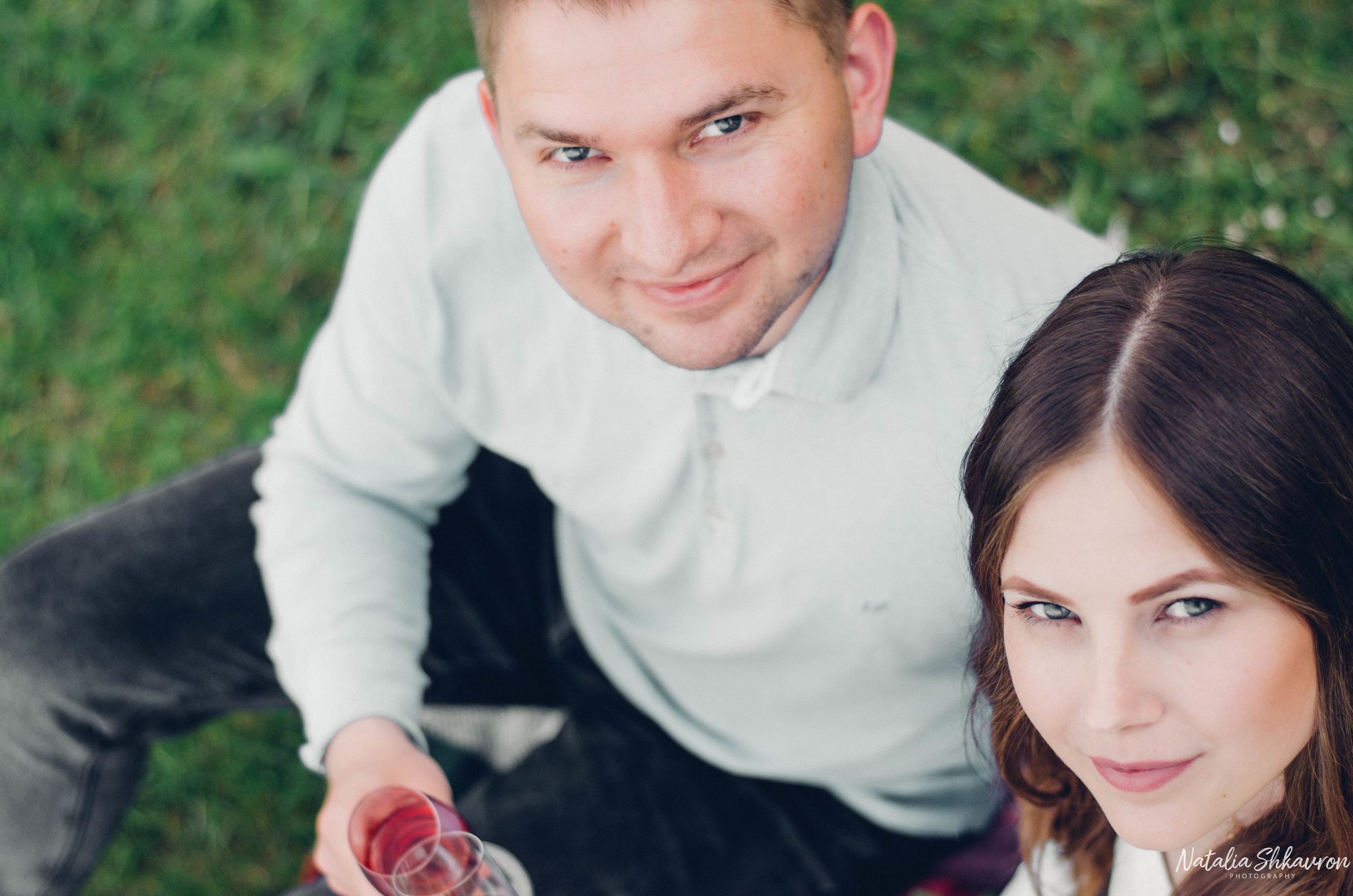 идеи фотосессия с пионами, фотосессия с пионами на природе, фотограф київ, фотосесія в піонах, фотосесія з піонами, червоні піони, дівчина з піонами, фотосесія з червоними піонами, фотосесія в піонах київ, 