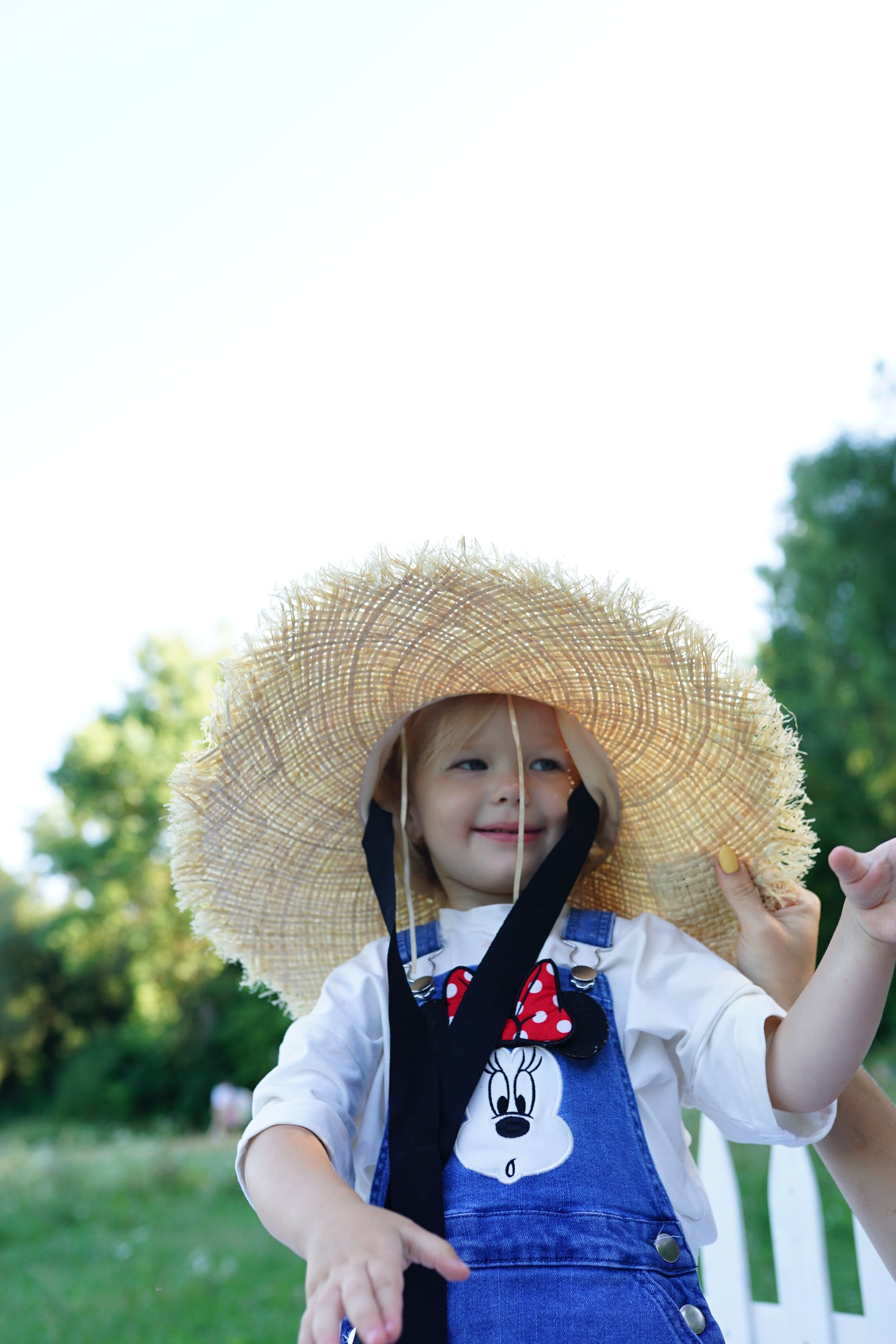 Сімейна фотосесія з кавунами. Family photographer in Kiev Natalia Shkavron