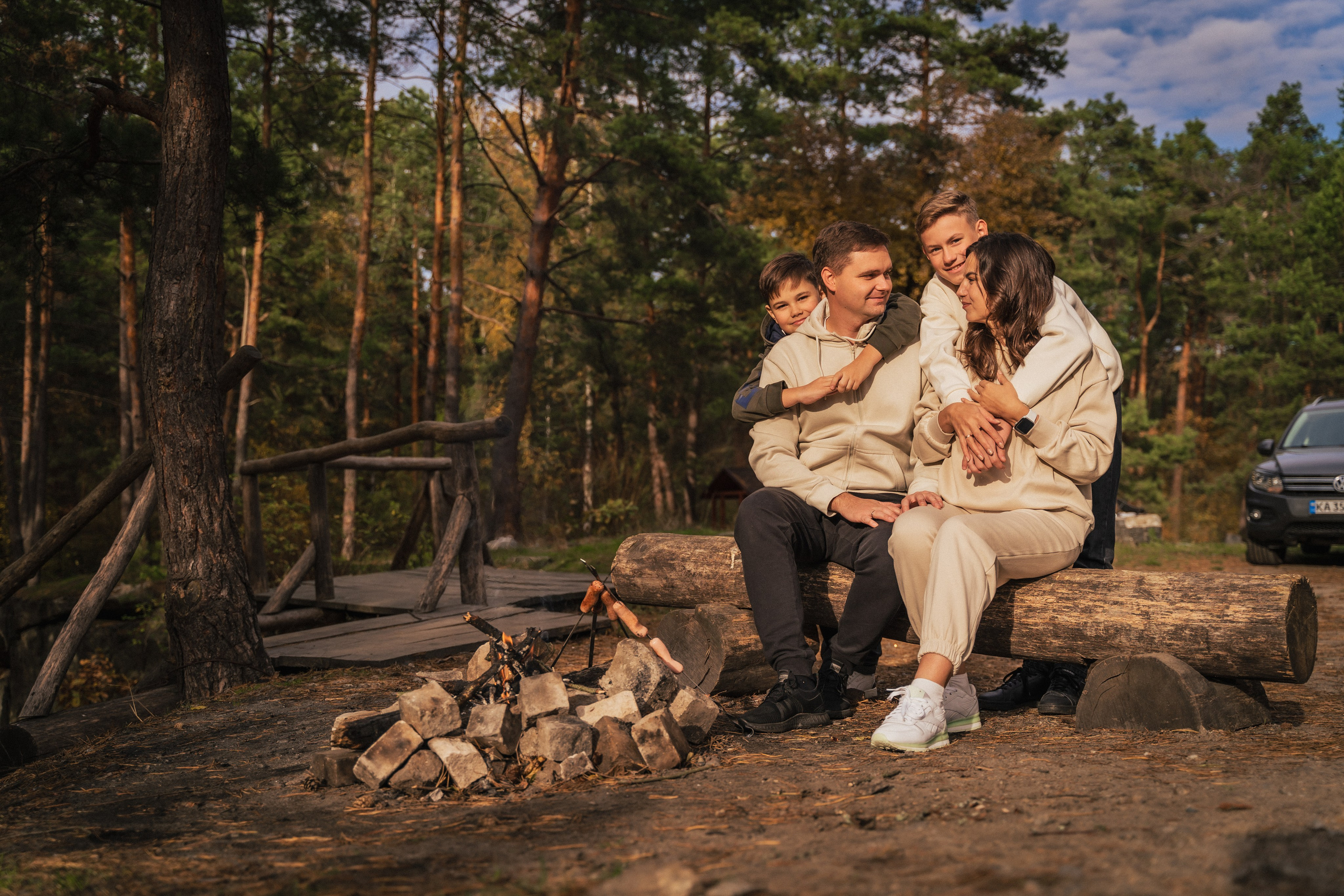 Сімейна фотосесія на природі біля Коростишівського карєру. Сімейний фотограф Київ Наталія Шкаврон