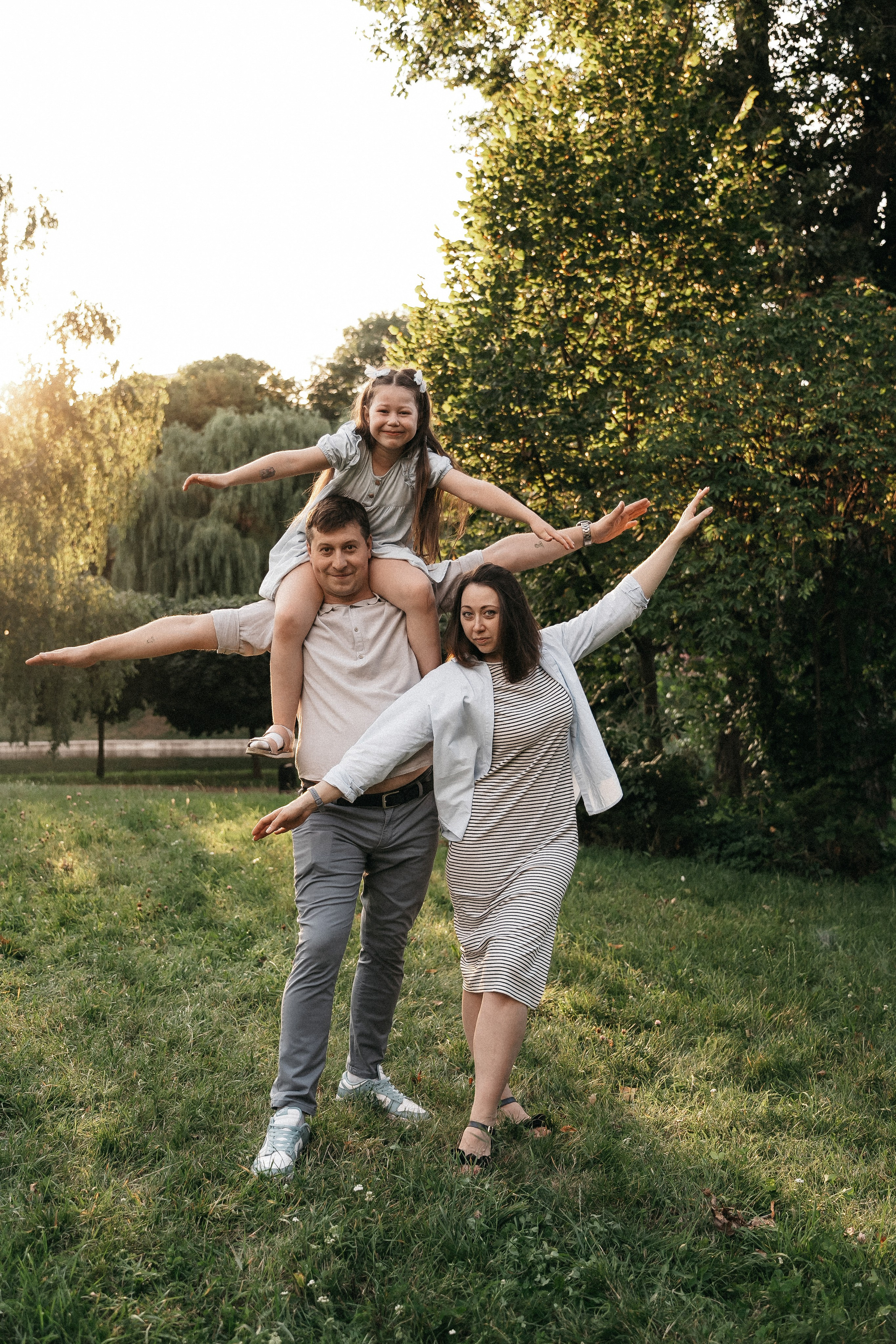 Сімейна фотосесія в парку. Сімейний фотограф Київ Наталія Шкаврон
