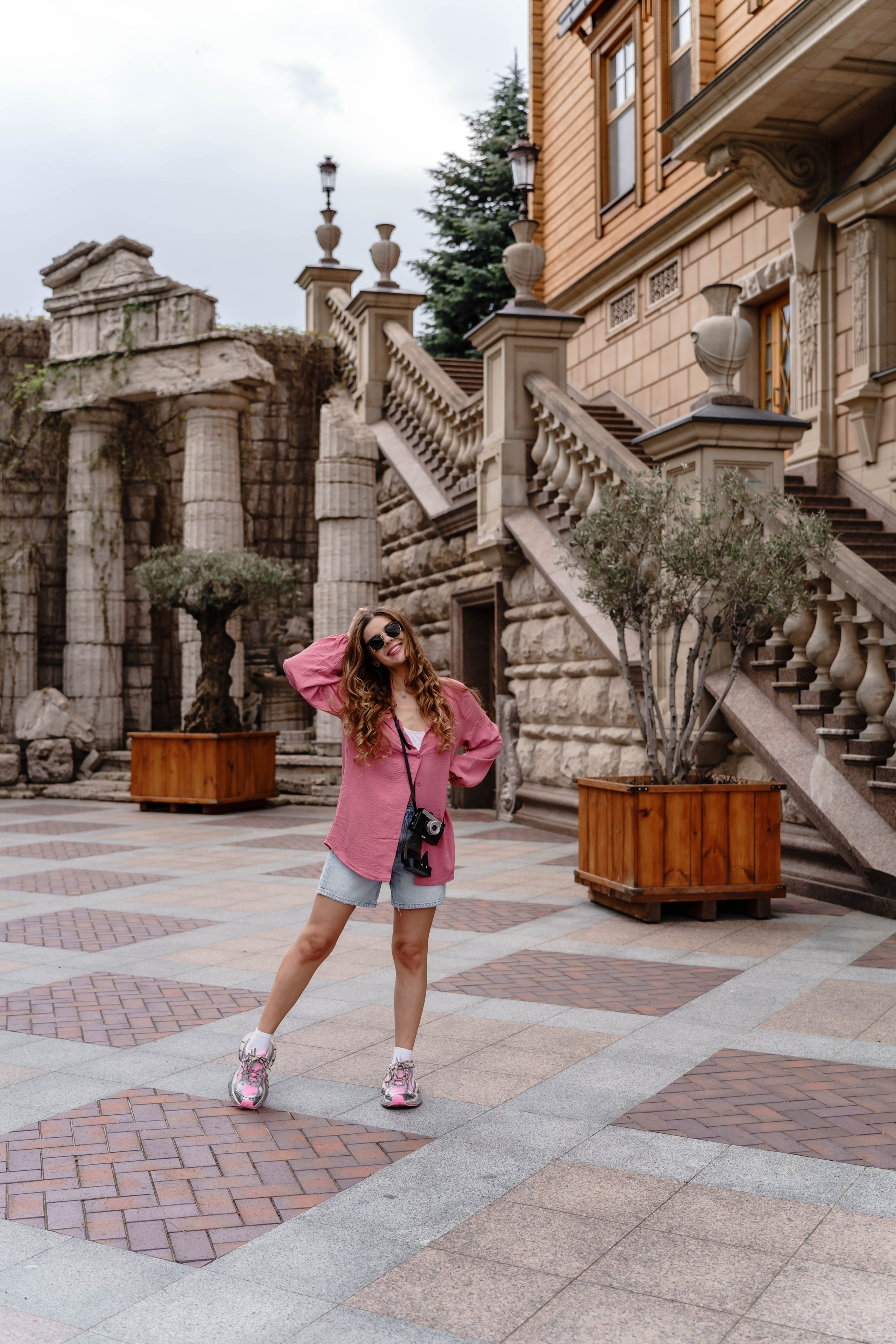 Фотосесія в сакурах. Family photographer in Kiev Natalia Shkavron