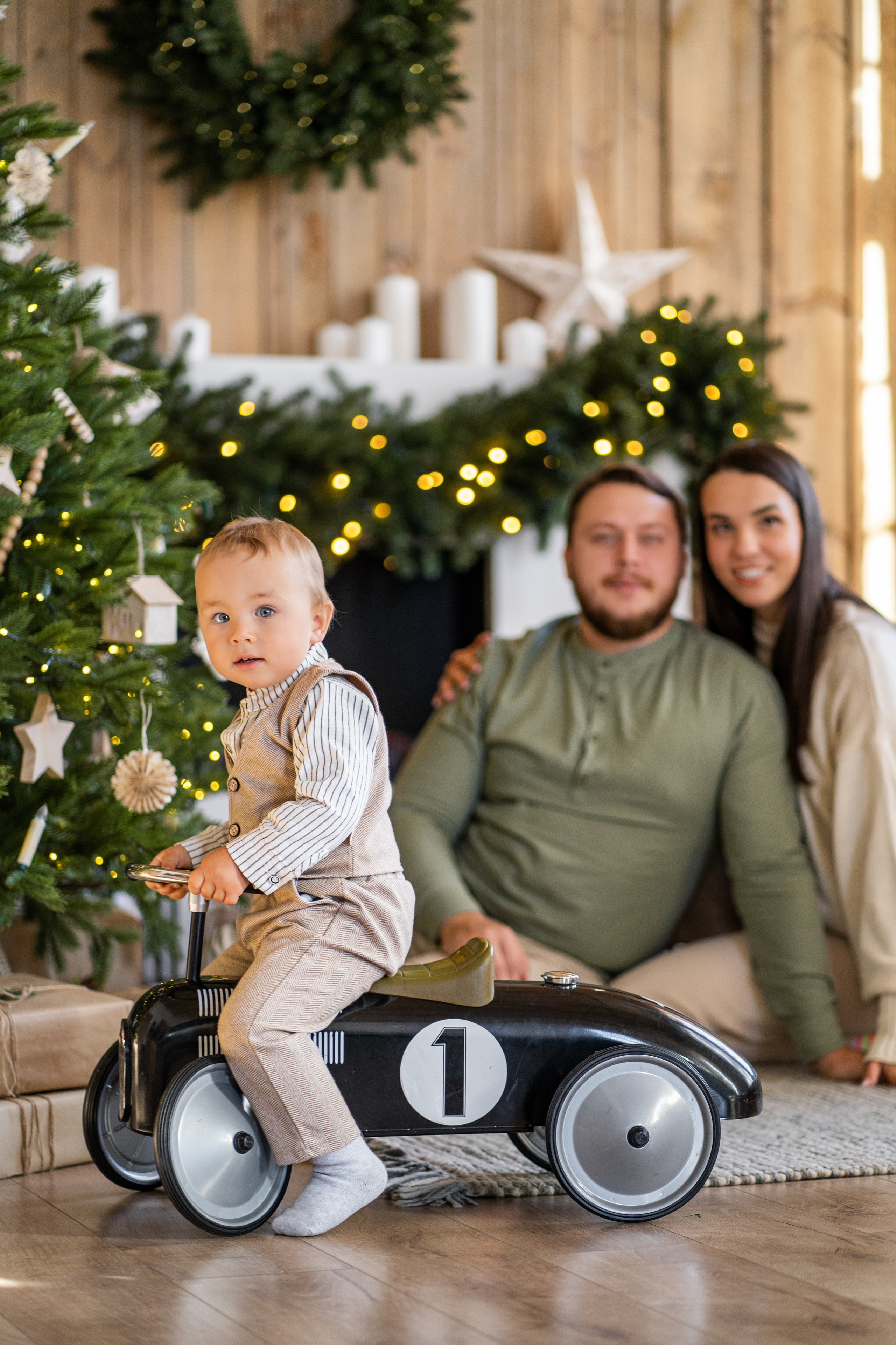 новорічна фотосесія київ, сімейний фотогра київ, фотограф київ, фотограф білогородка, фотограф вишневе, фотосесія в студії, новорінча фотосесія в студії,  київ фотограф, сімейний фотограф Гатне фотограф, тарасівка фотограф, 