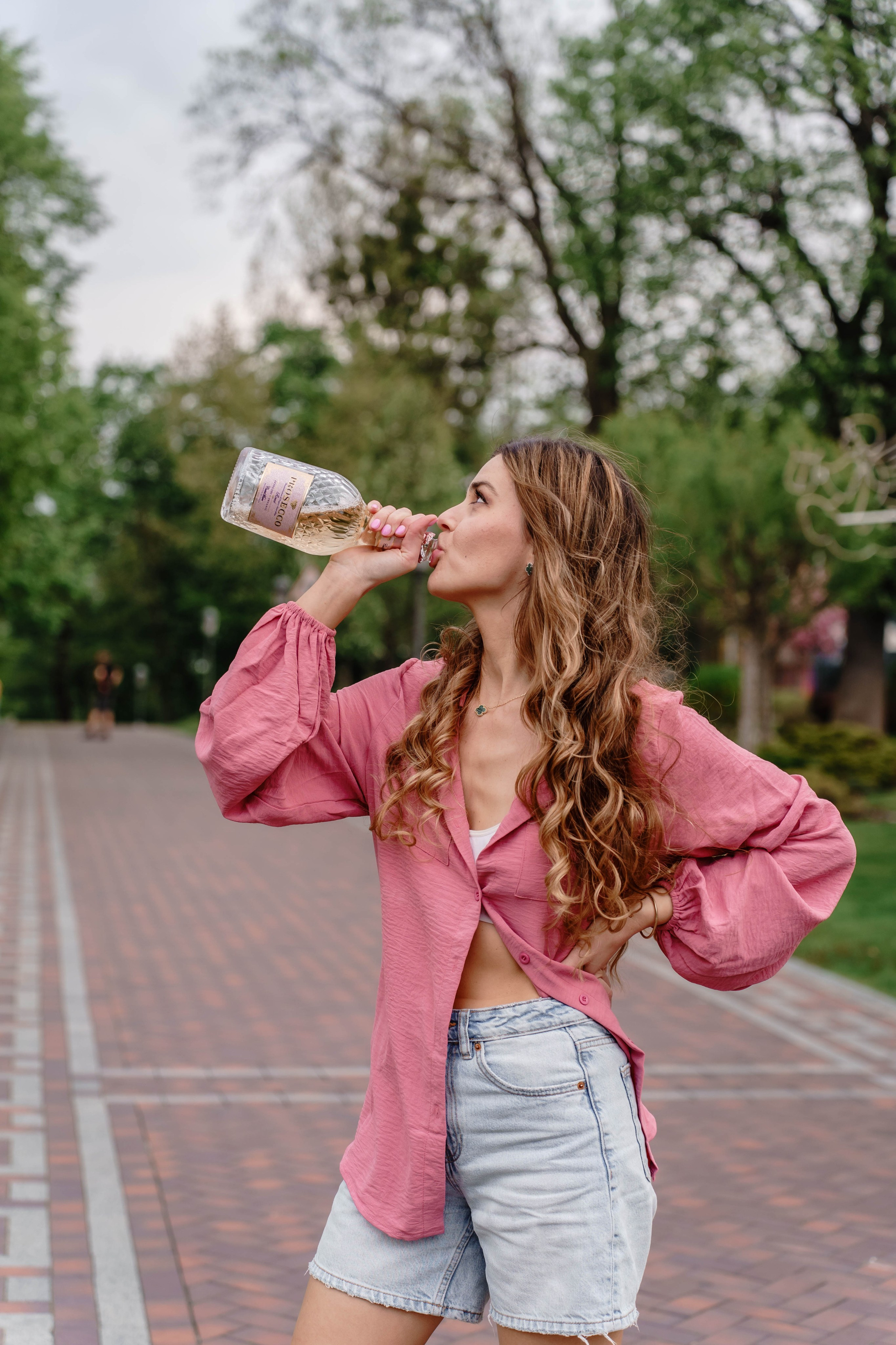 Фотосесія в сакурах. Family photographer in Kiev Natalia Shkavron
