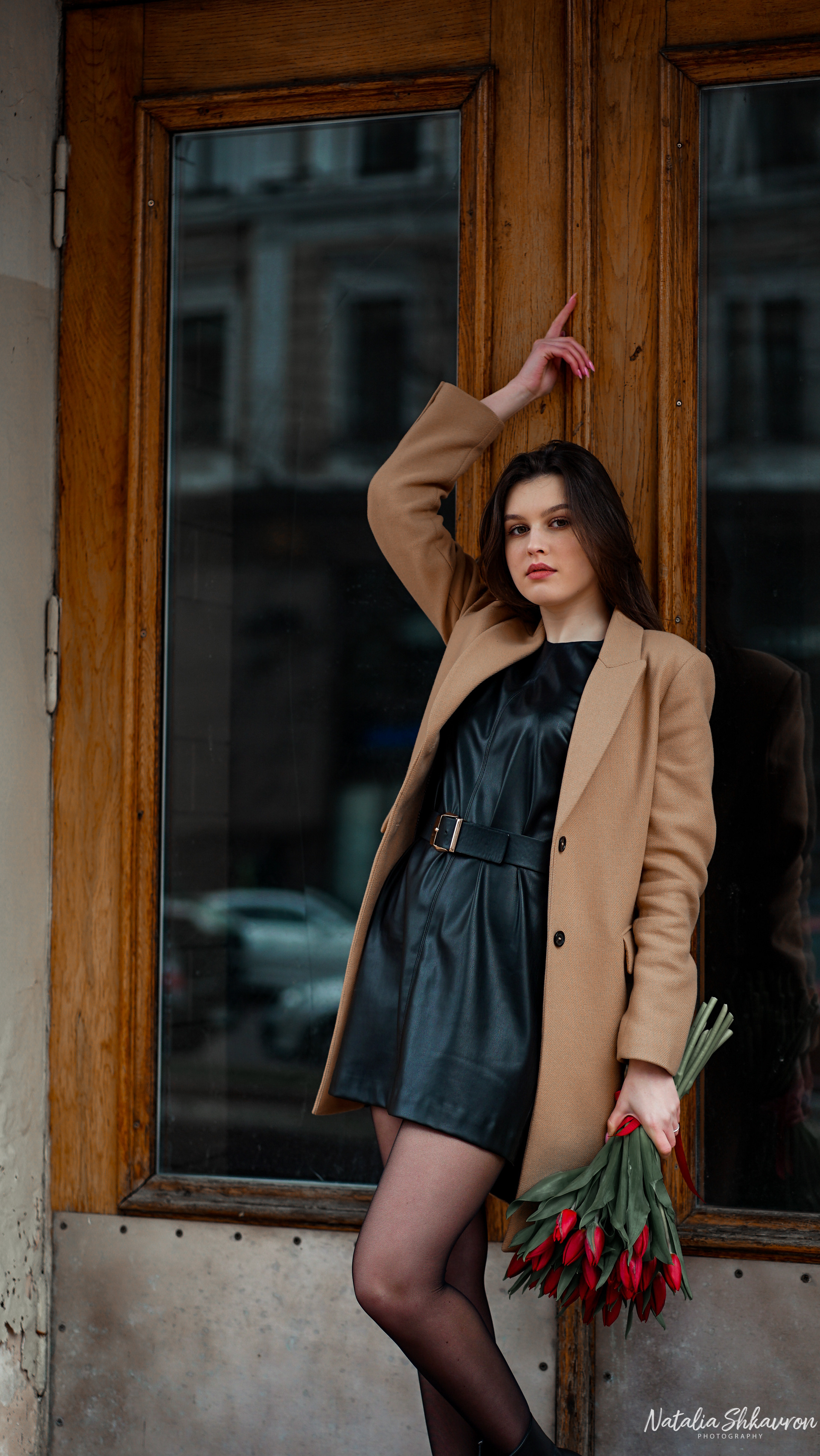 Індивідуальна фотосесія біля Оперного театру Київ. Сімейний фотограф Київ Наталія Шкаврон