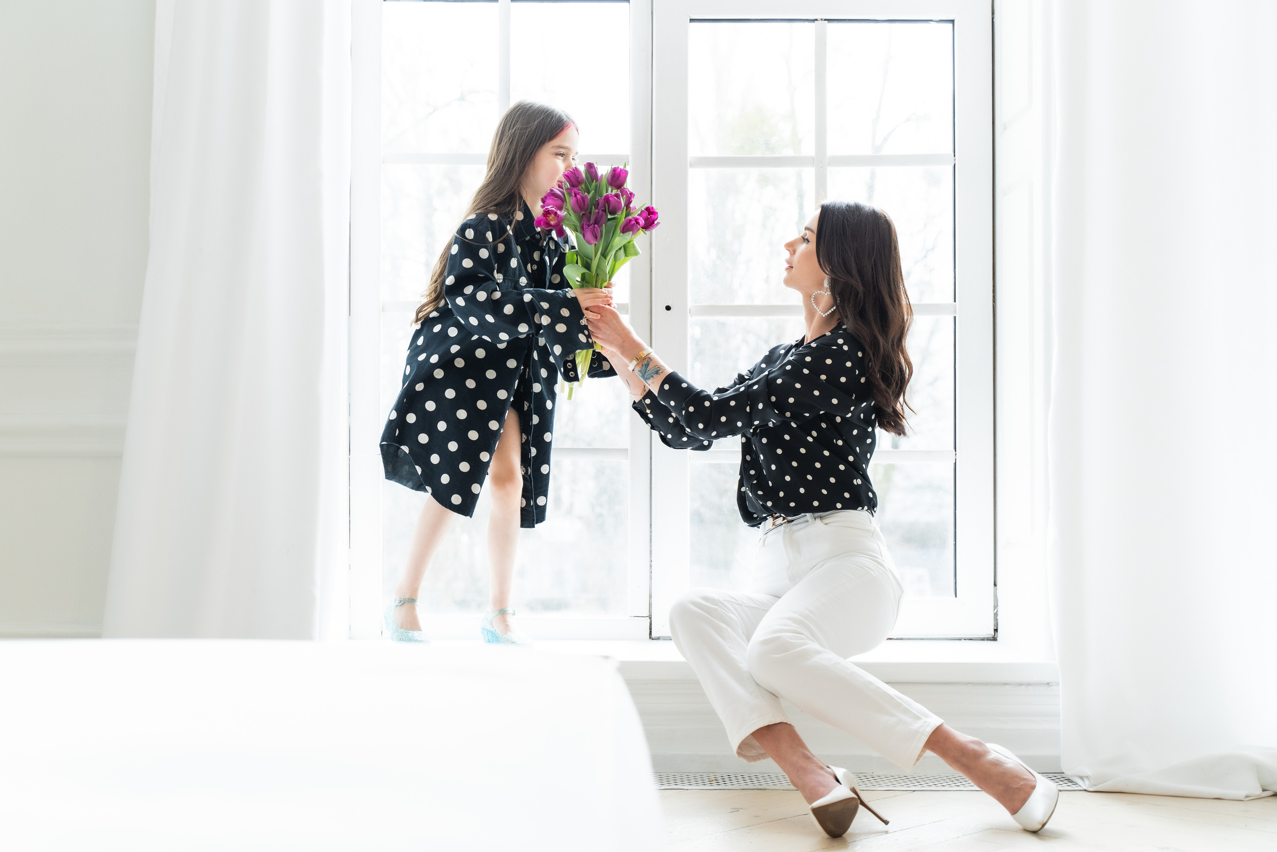 Фотосесія мама та доня до дня 8 березня. Family photographer in Kiev Natalia Shkavron