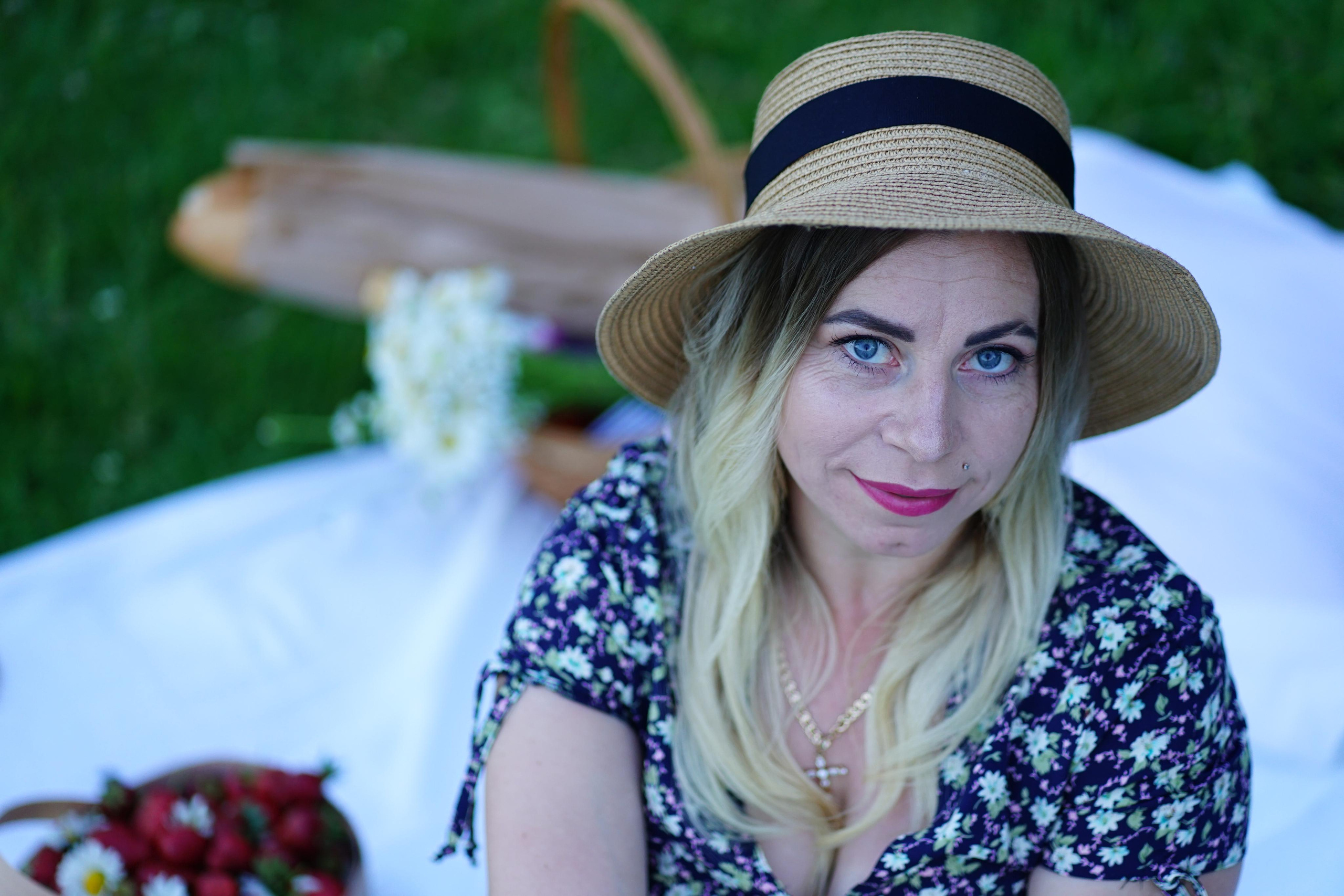 Фотосесія в стилі пікнік мама та син. Сімейний фотограф Київ Наталія Шкаврон