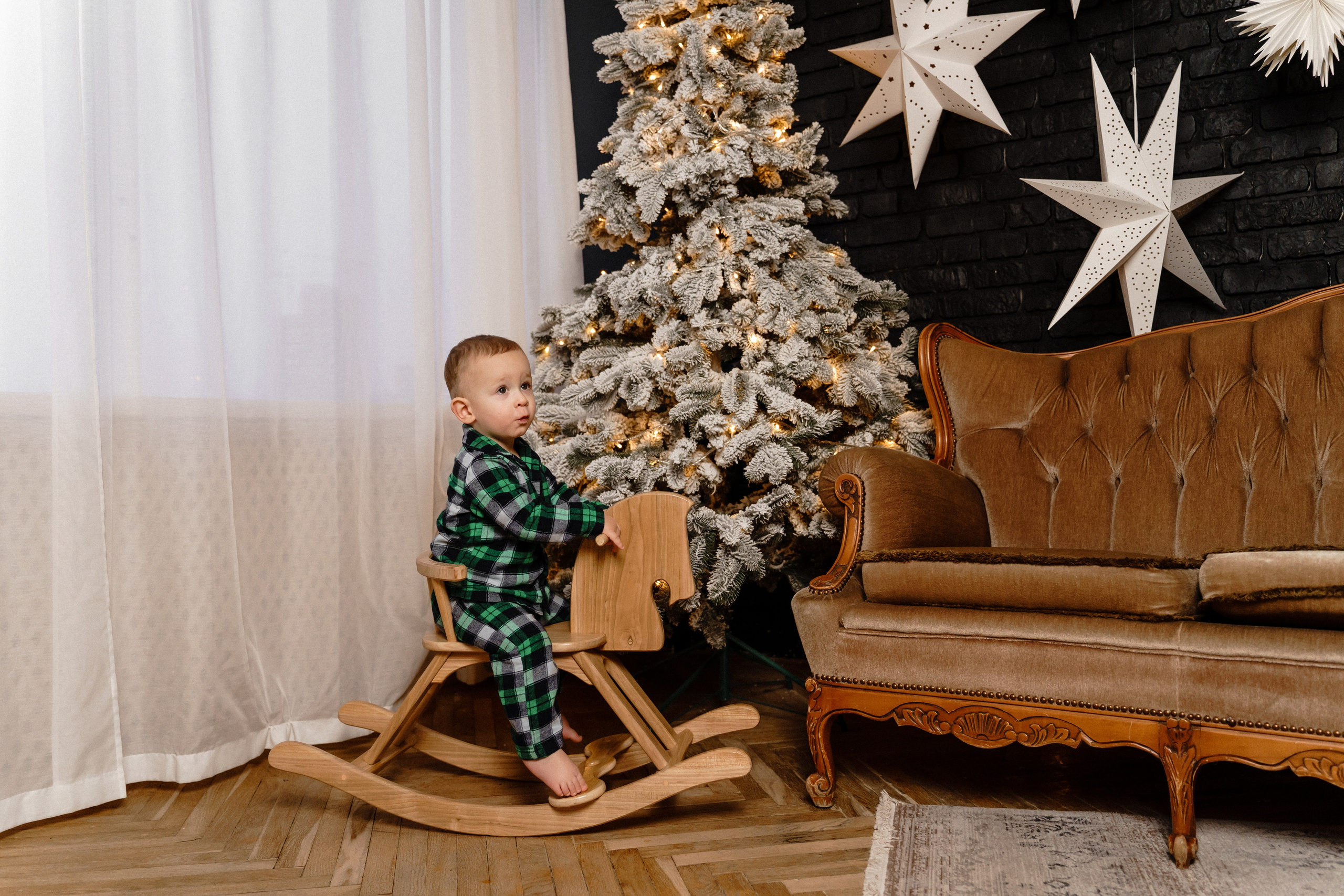 Новорічна фотосесія мами та сина. Family photographer in Kiev Natalia Shkavron