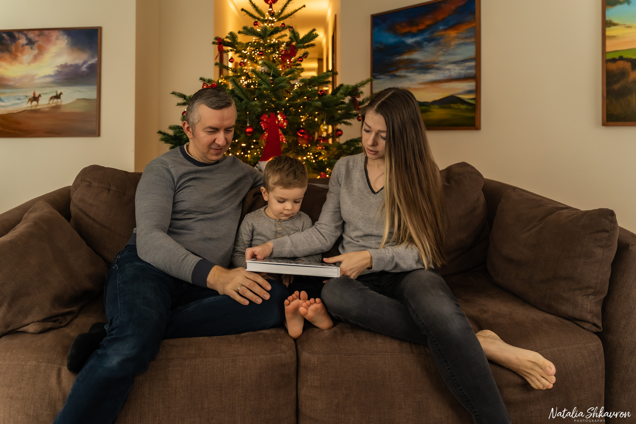 Новорічна фотосесія вдома. Сімейний фотограф Київ Наталія Шкаврон