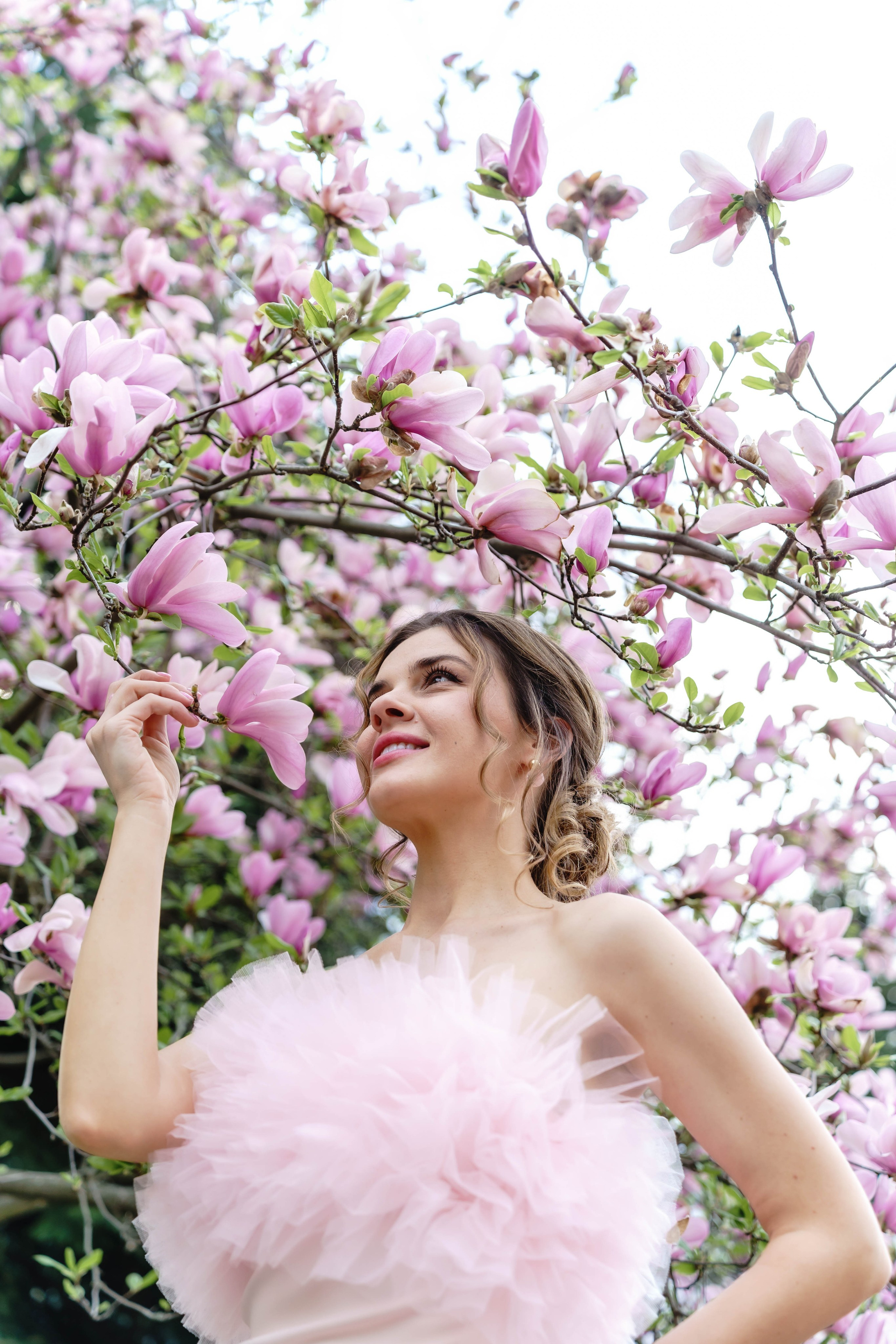 Фотосесія в магноліях. Сімейний фотограф Київ Наталія Шкаврон