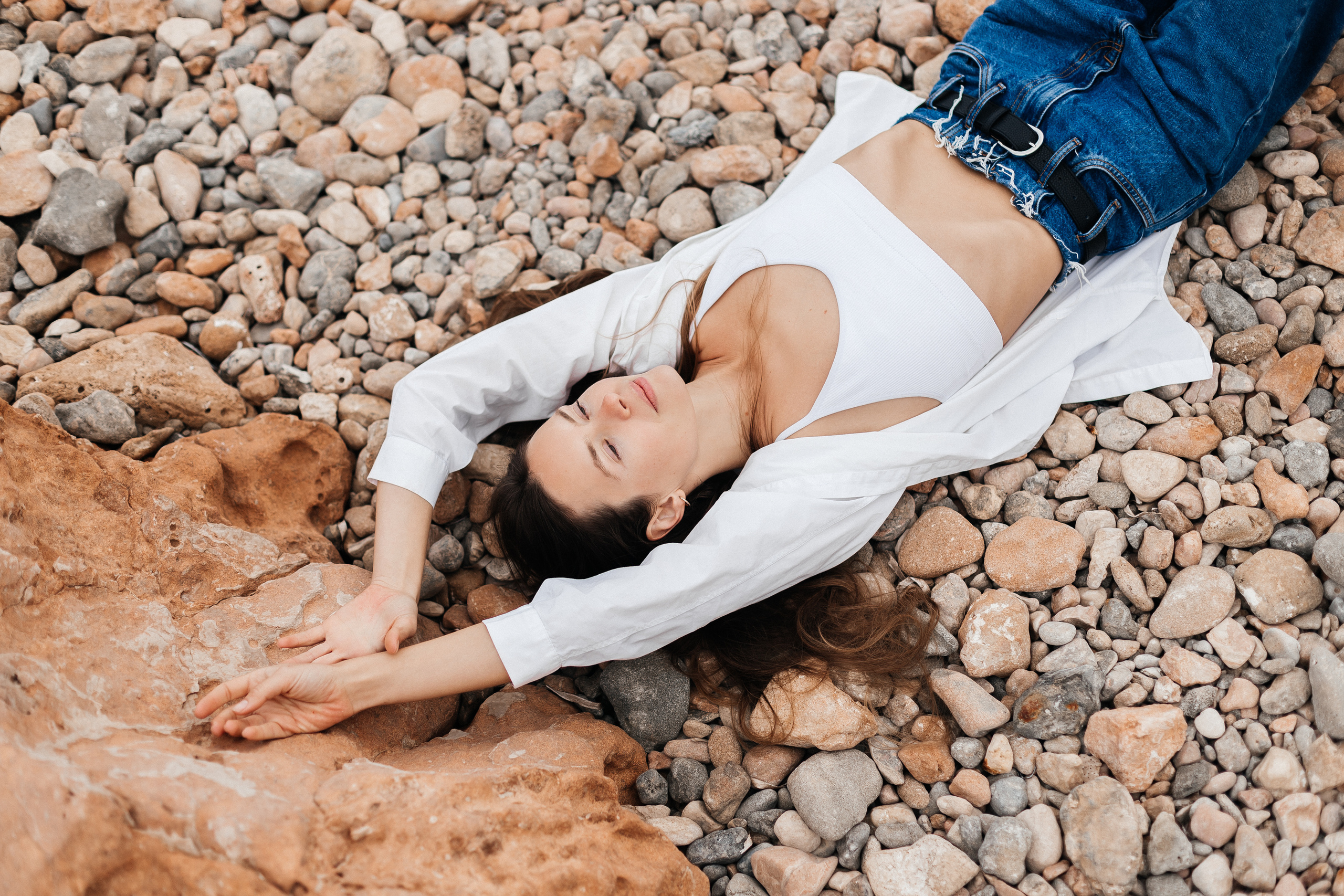 Walk on the beach. Your photographer Alina Shi