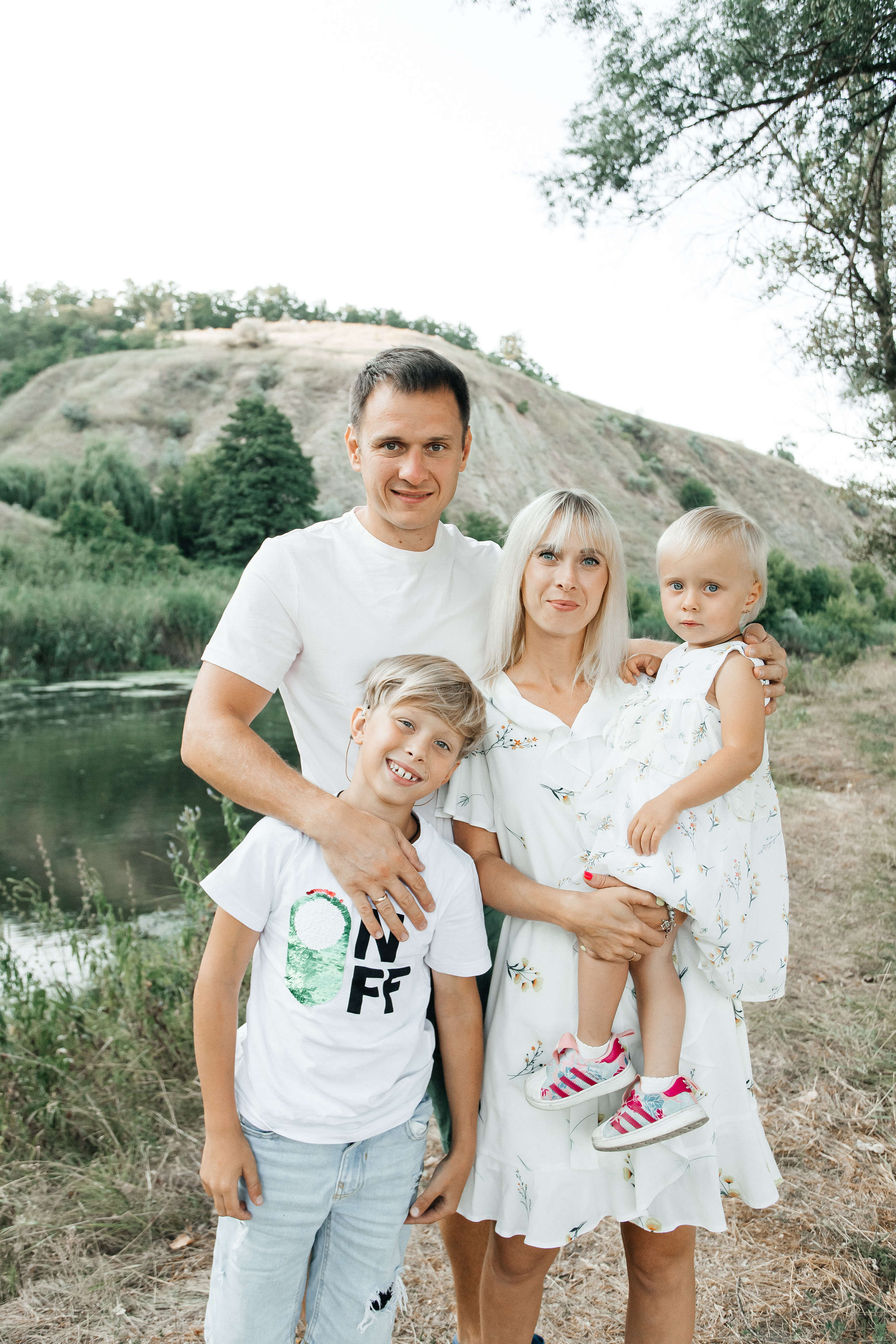 Family picnic. Your photographer Alina Shi