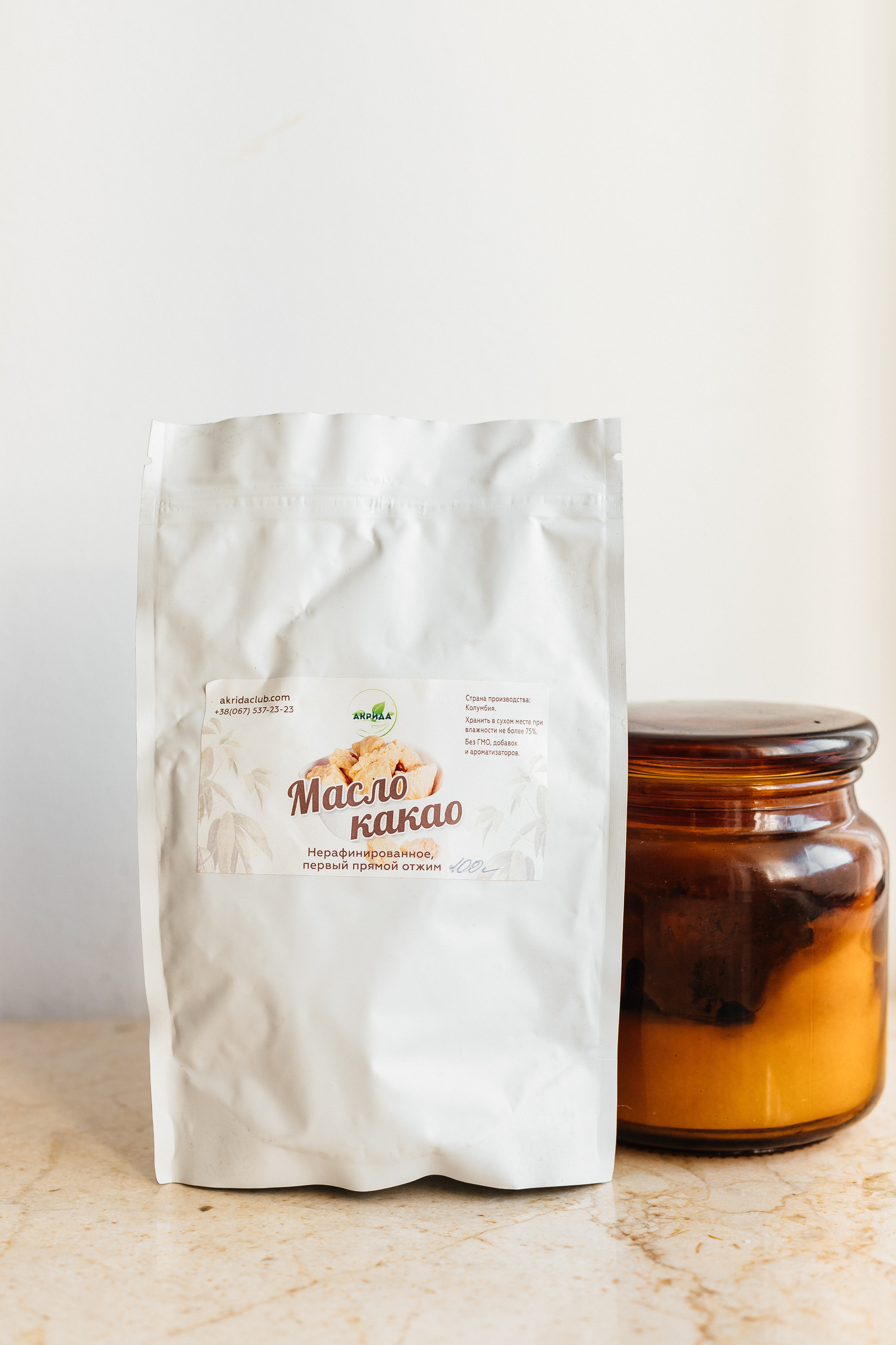 Oil. Your photographer Alina Shi