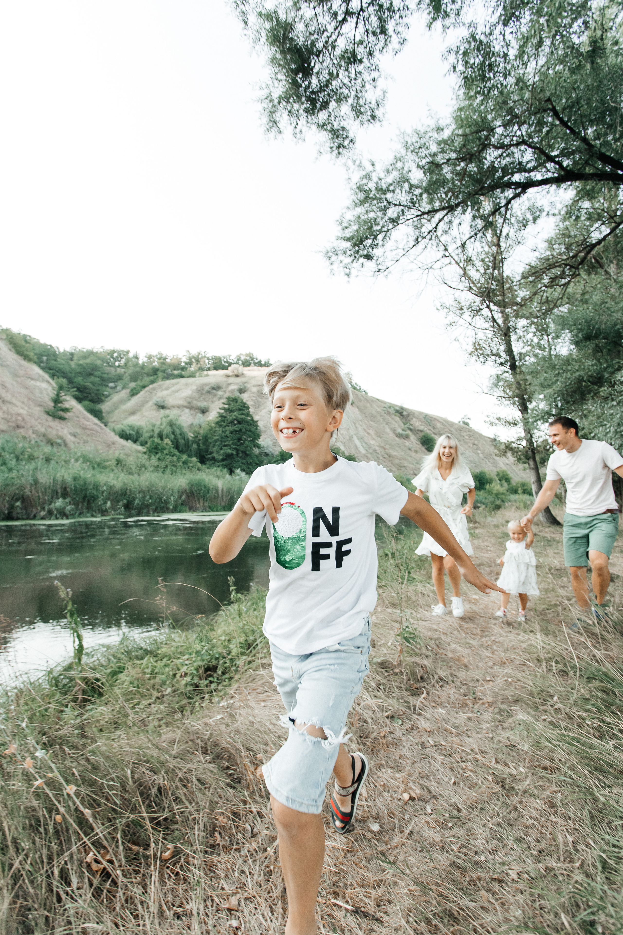 Family picnic. Your photographer Alina Shi