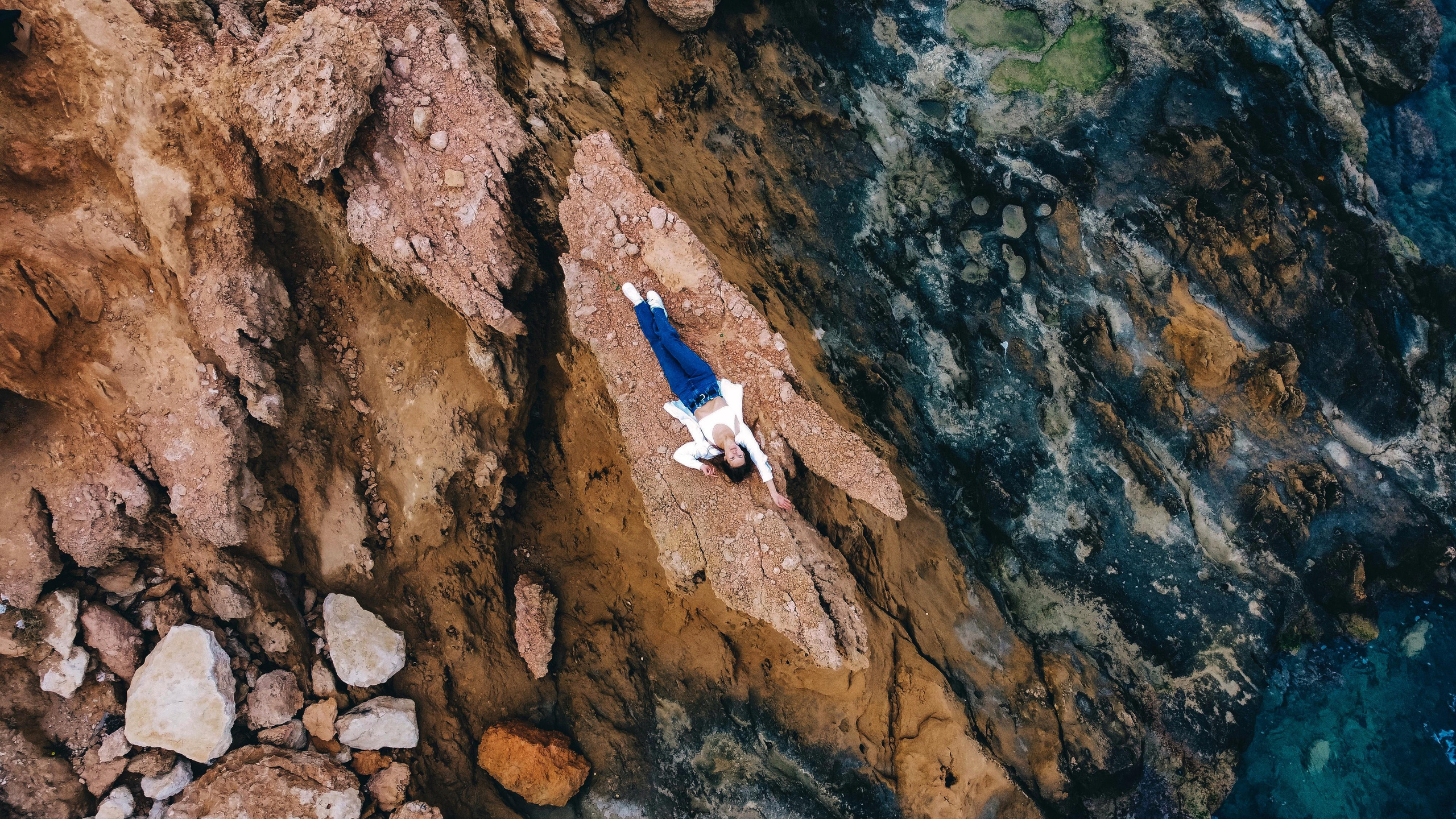 Walk on the beach. Your photographer Alina Shi
