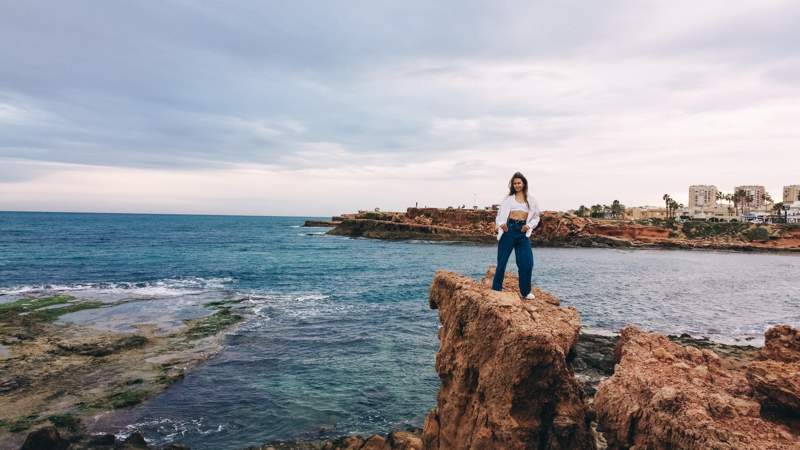 Walk on the beach. Your photographer Alina Shi