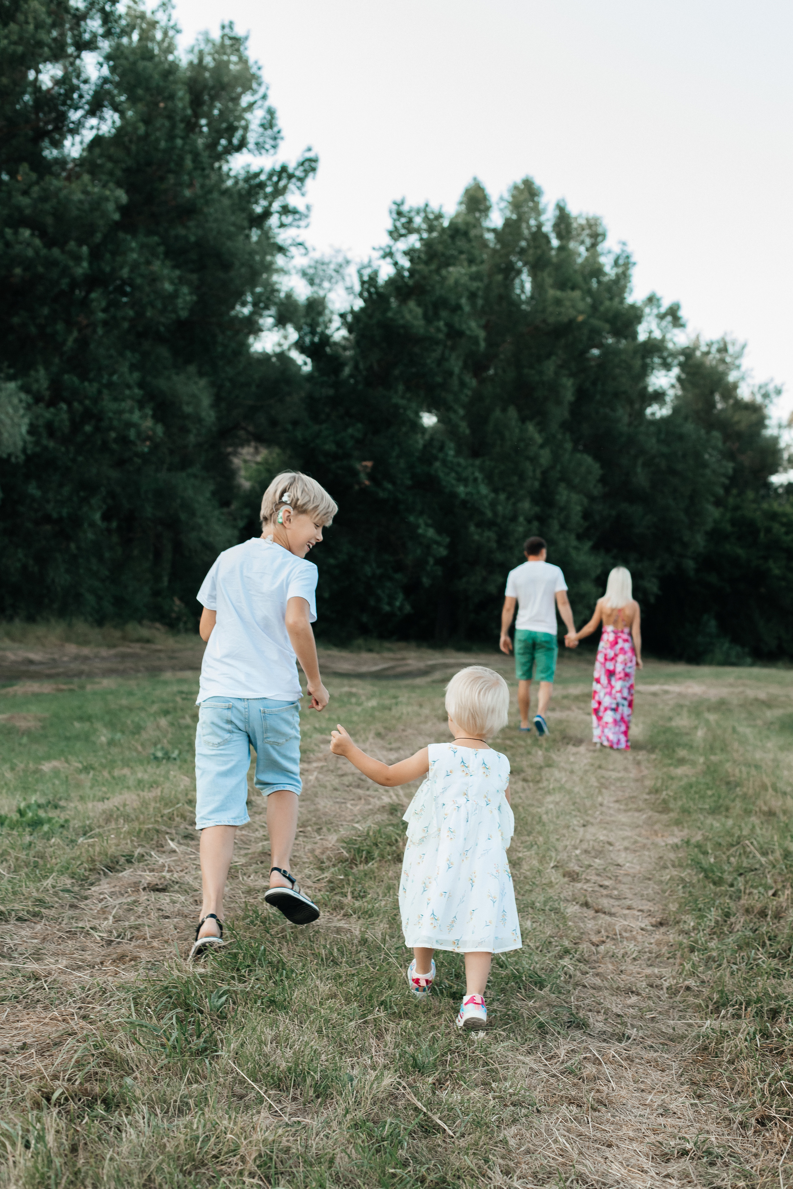 Family picnic. Your photographer Alina Shi