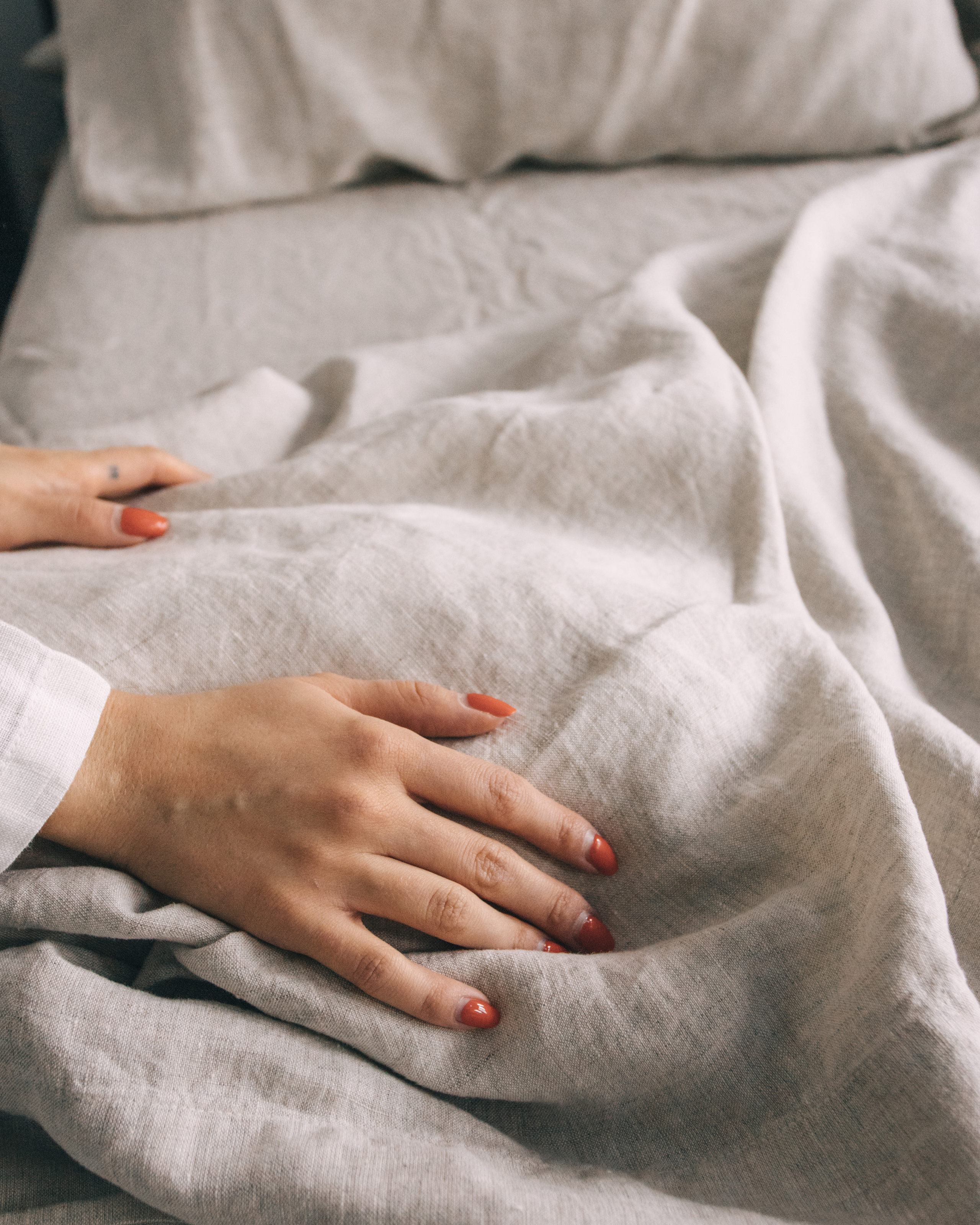 Linen bedding. Your photographer Alina Shi