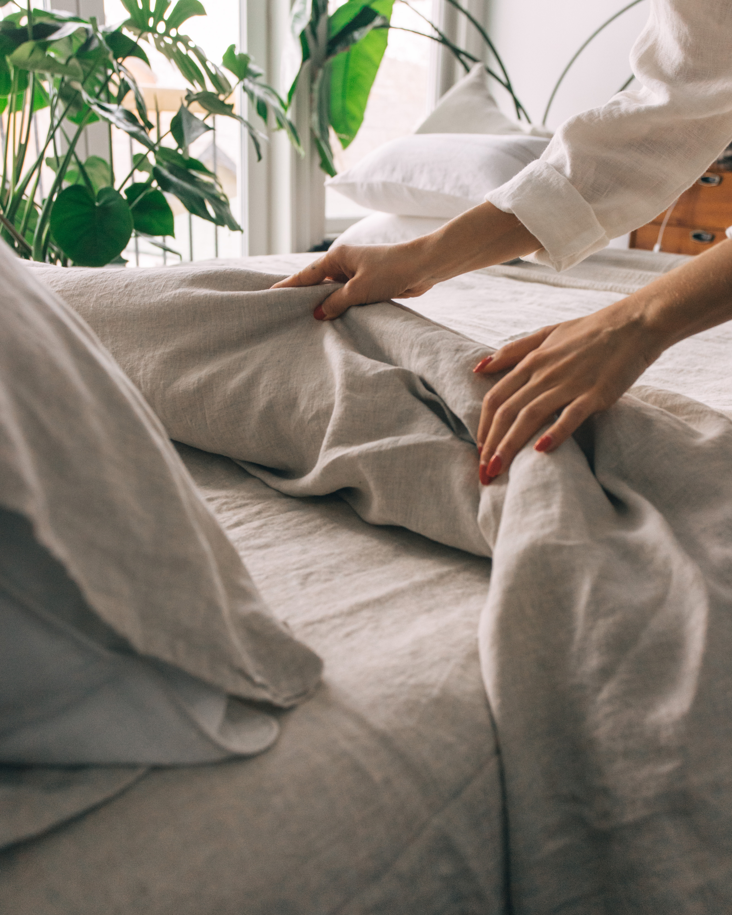 Linen bedding. Your photographer Alina Shi