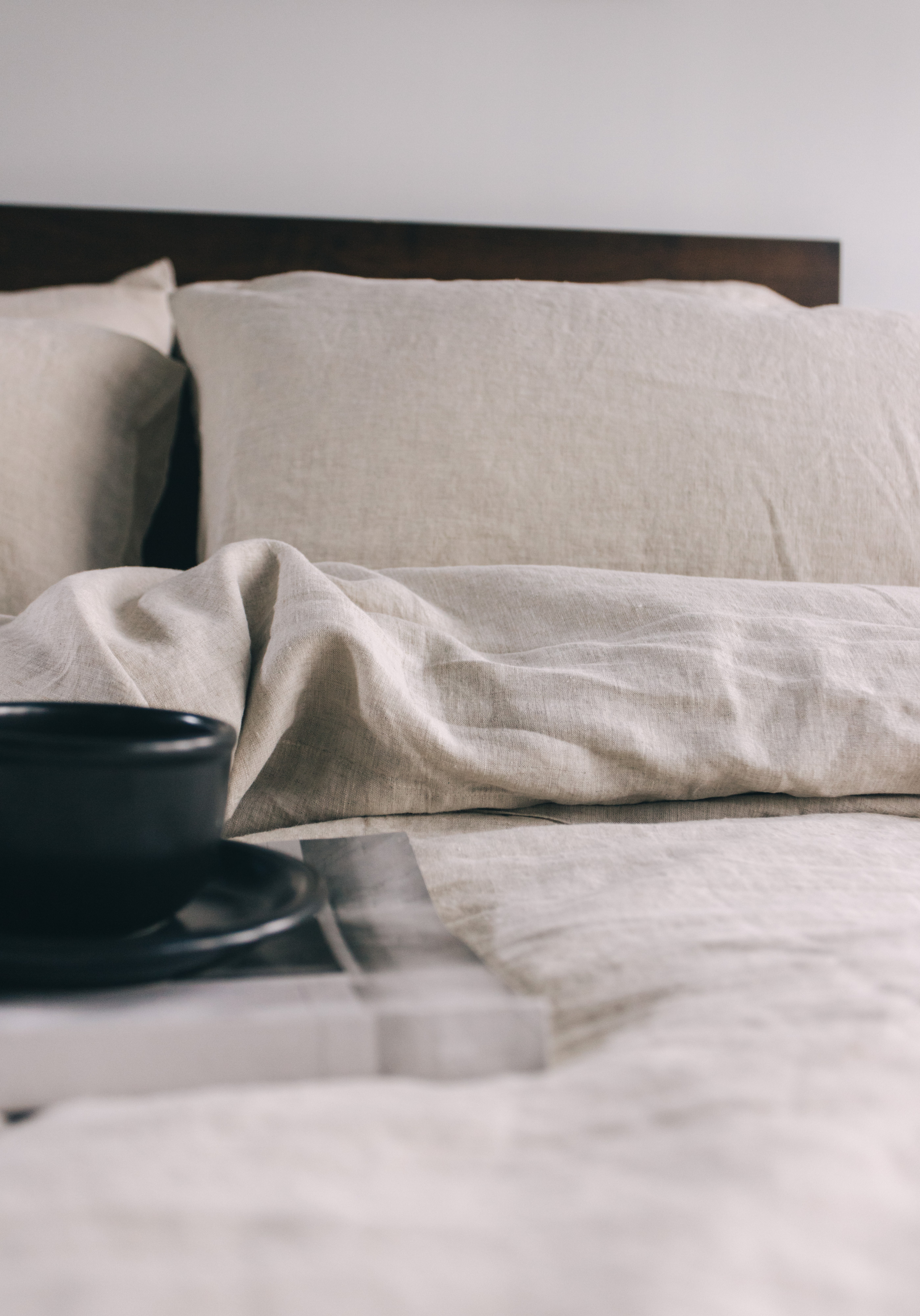 Linen bedding. Your photographer Alina Shi