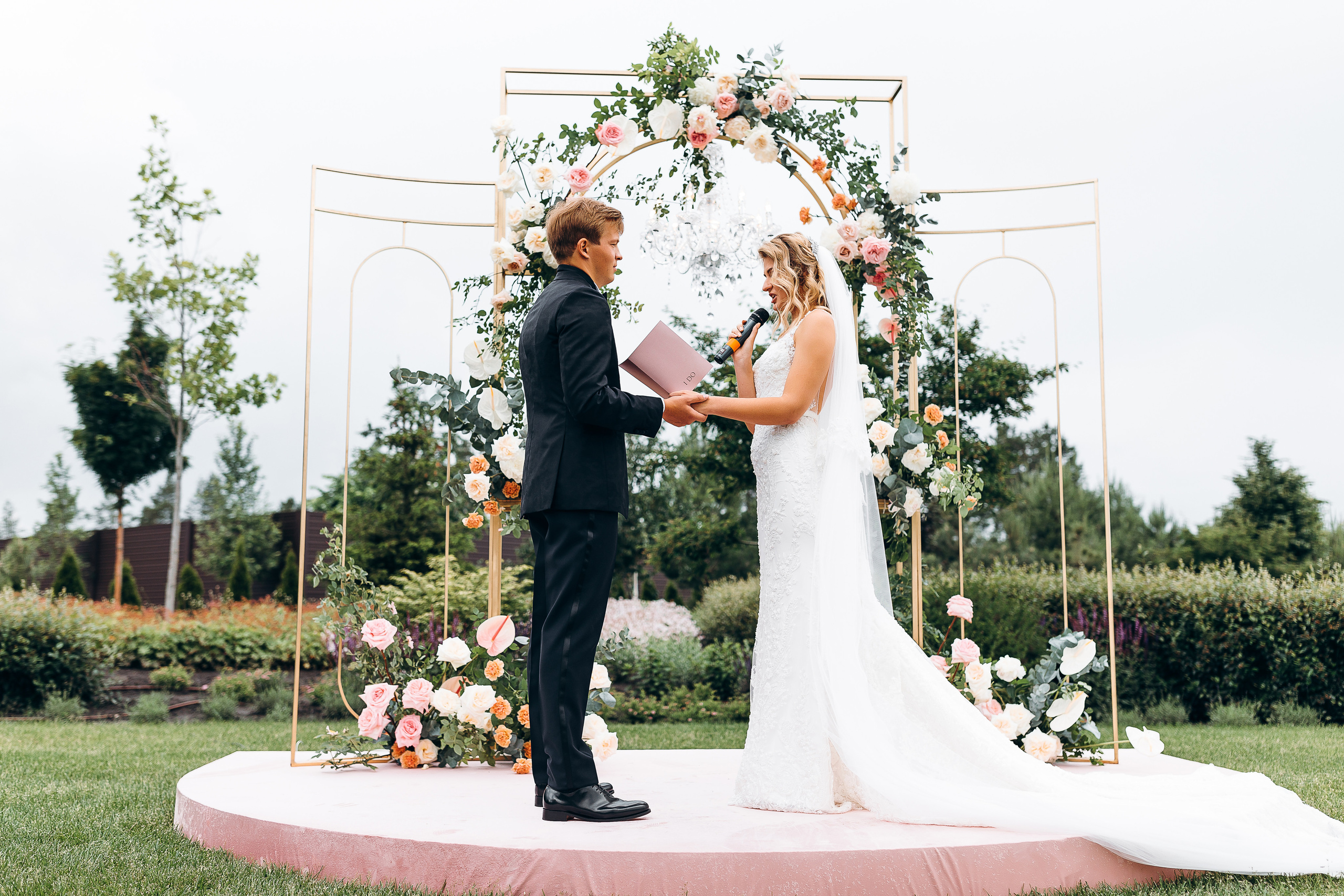 Celebrate love. Весільний та сімейний фотограф Черкаси-Київ