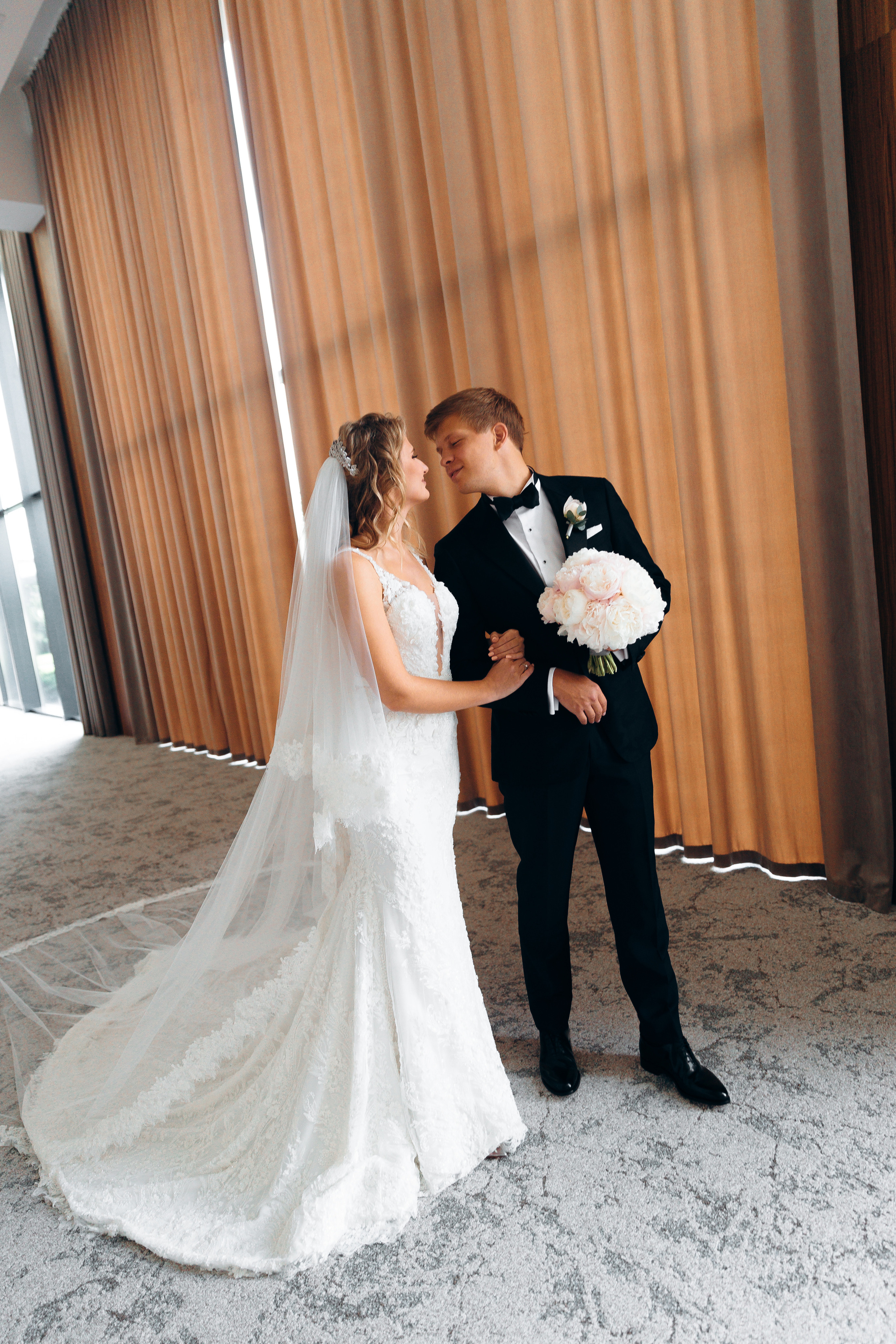 Celebrate love. Весільний та сімейний фотограф Черкаси-Київ