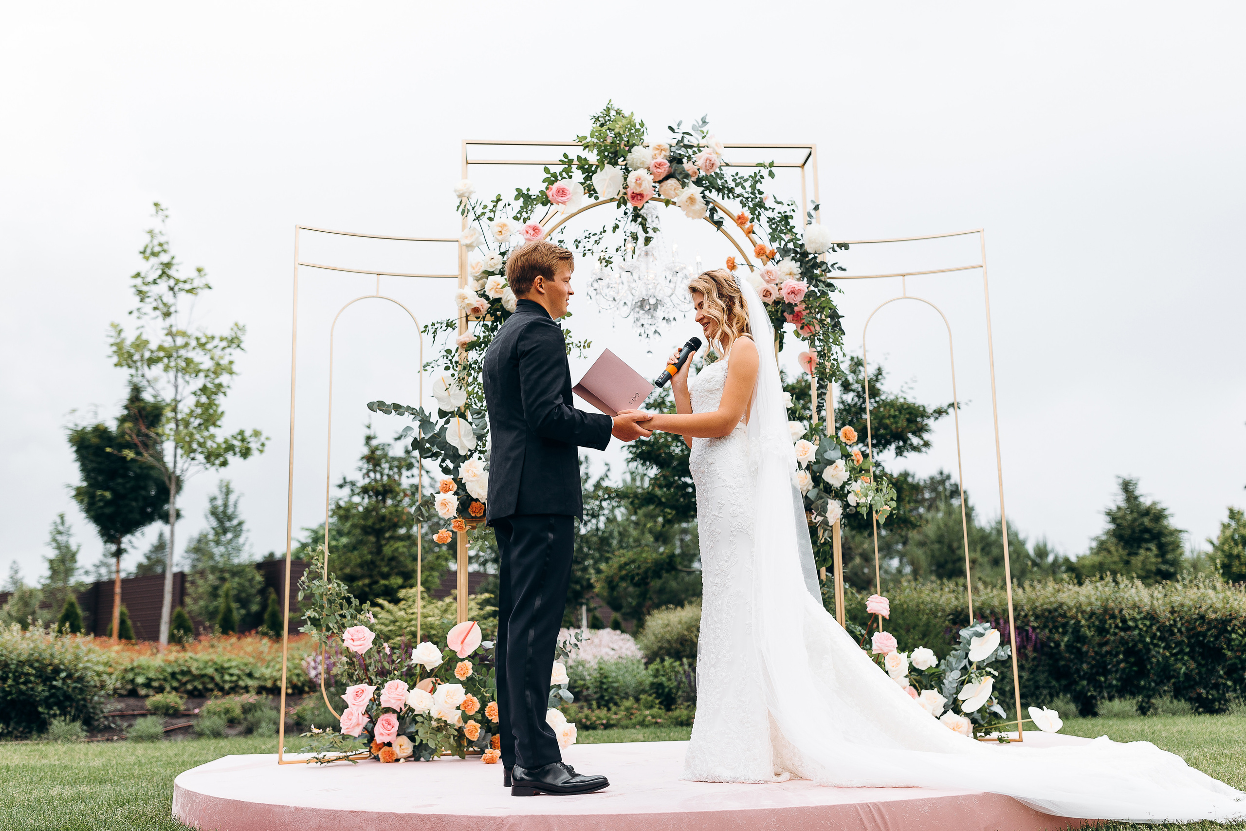 Celebrate love. Весільний та сімейний фотограф Черкаси-Київ