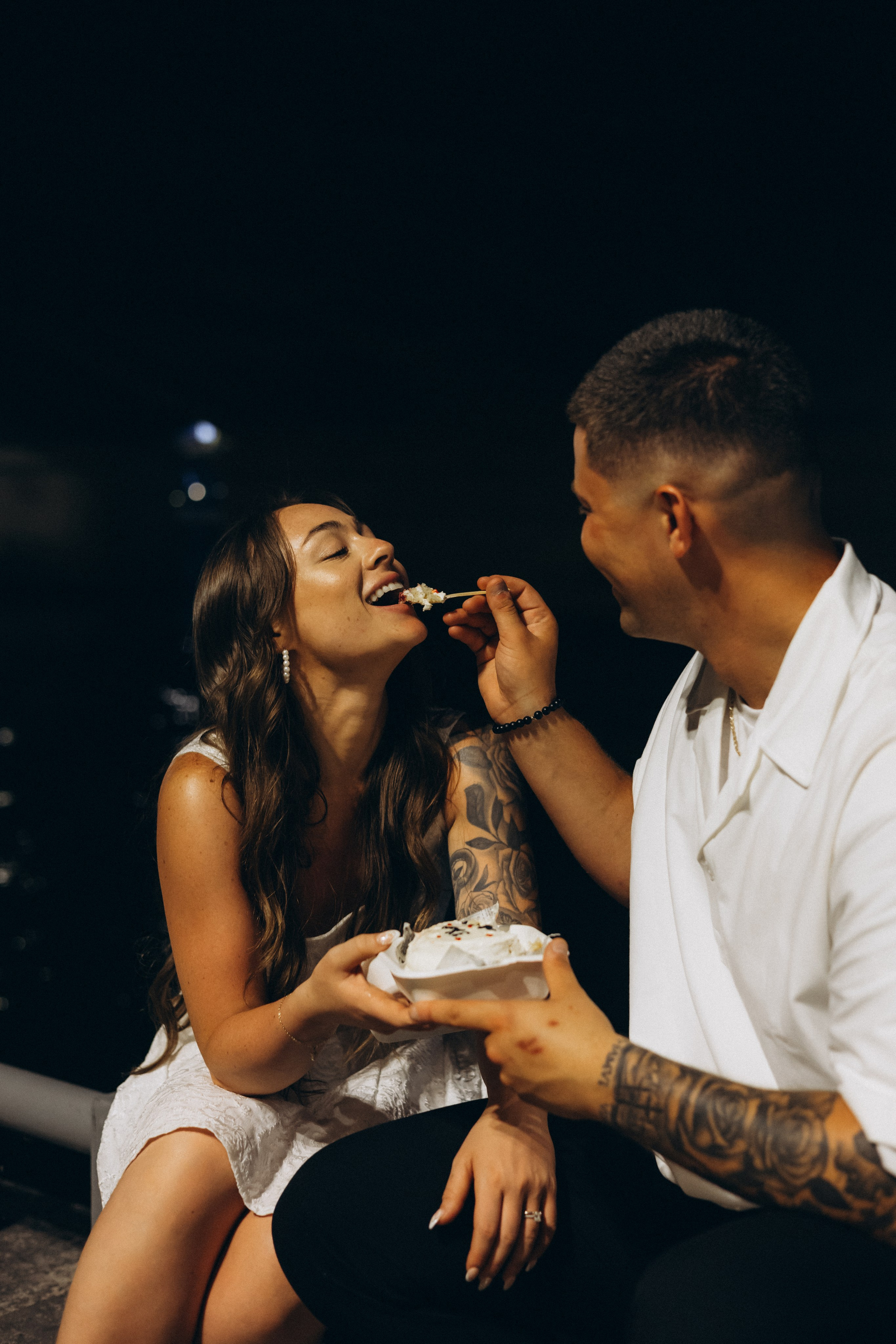 Paris anniversary photoshoot. Photographer in Paris