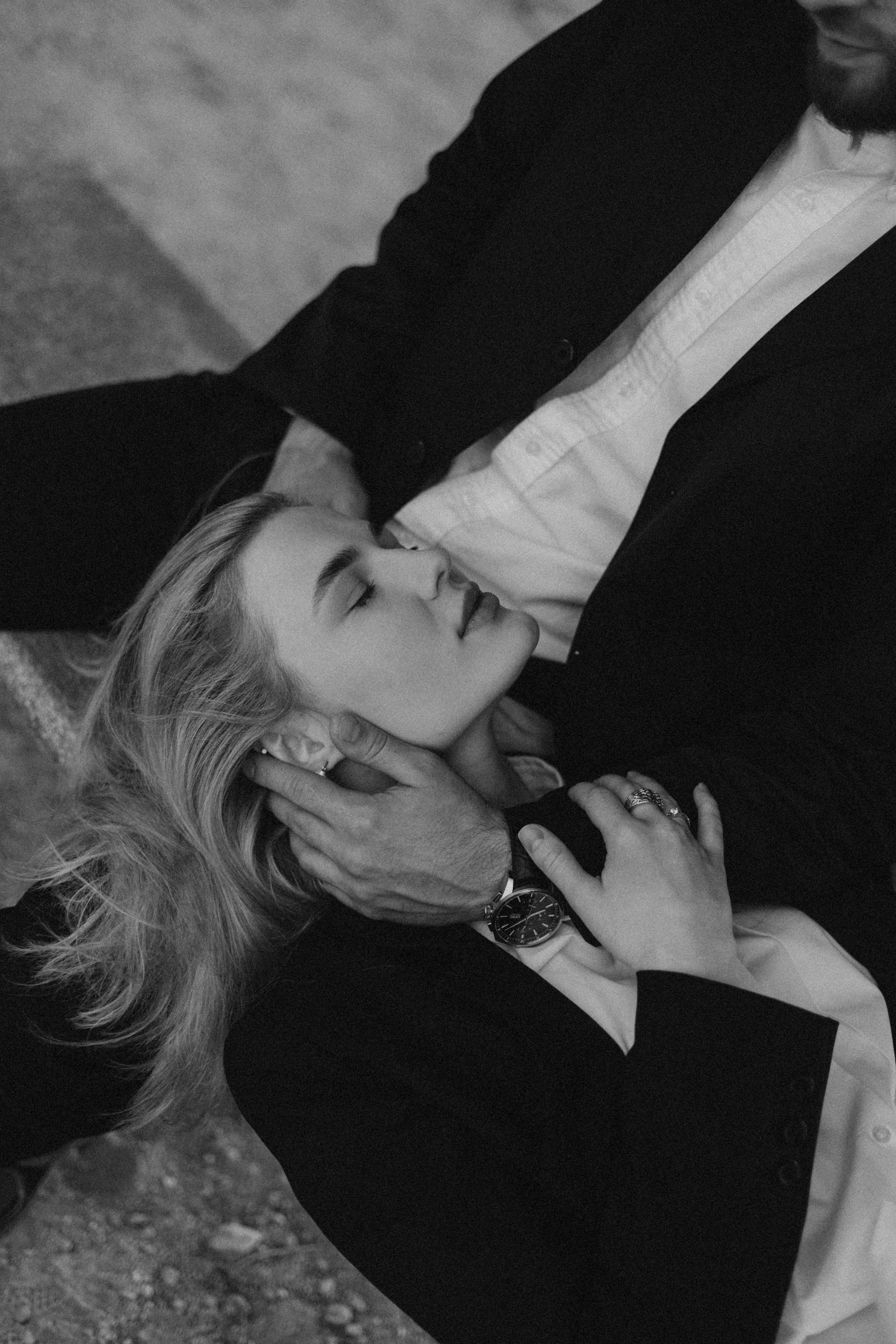 Cinematic couple photographer. Photographer in Paris