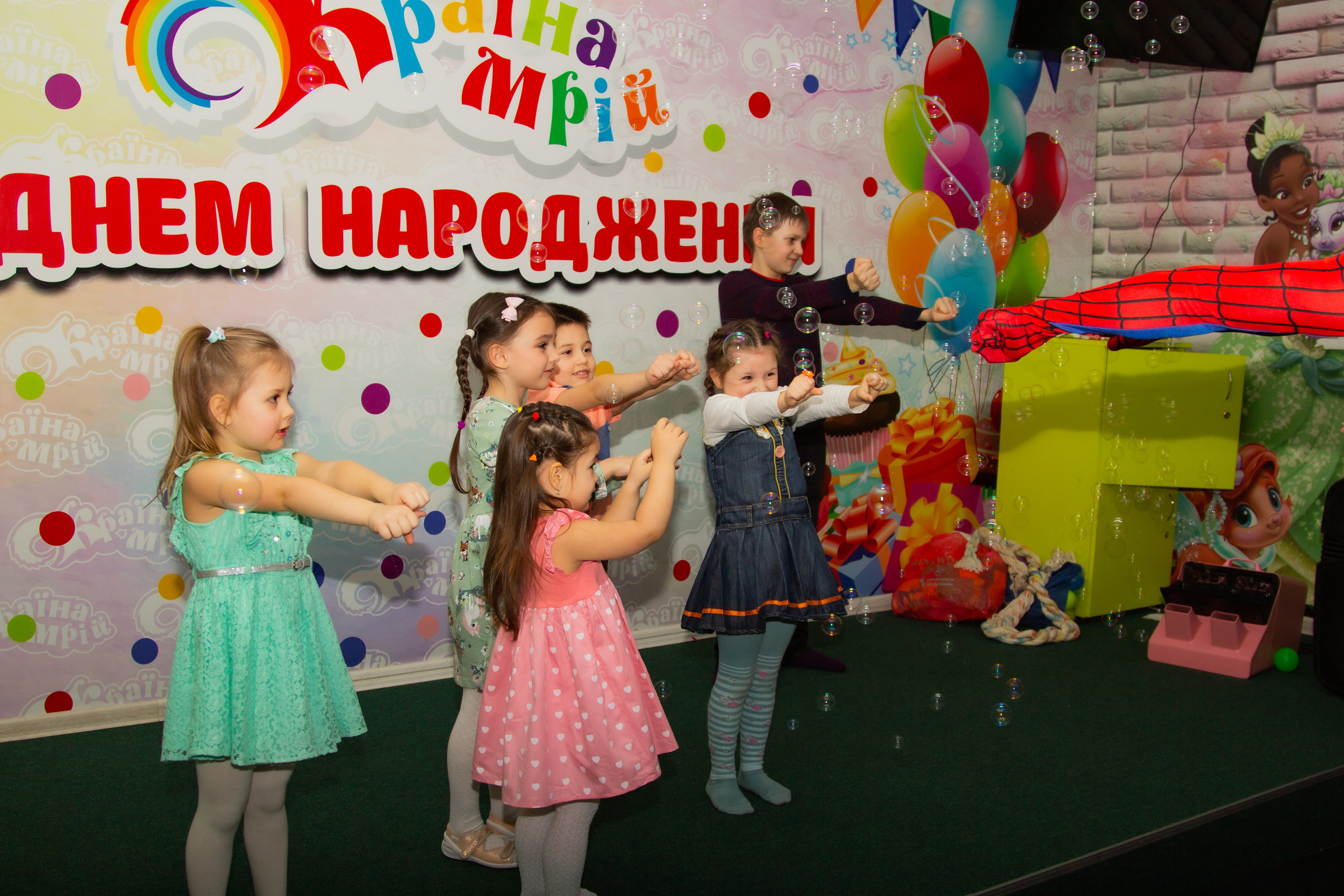 Репортажная фотосъемка. Фотограф Елена Логвинова Киев. Дитячий та сімейний фотограф Олена Логвінова