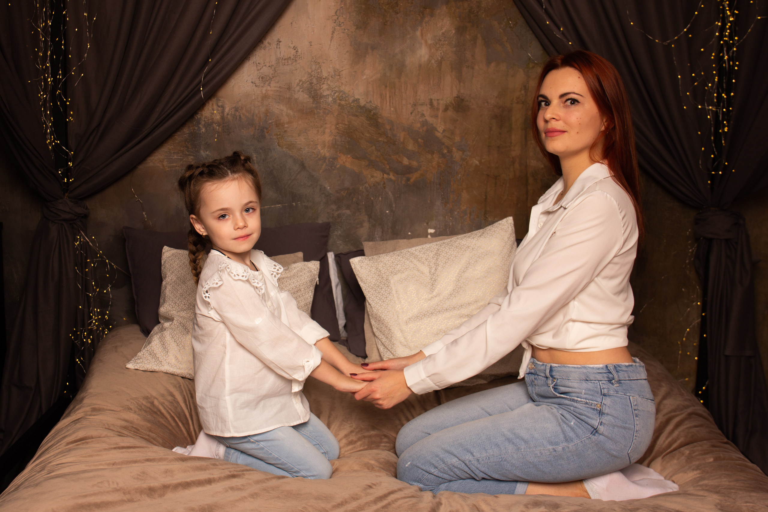 Мама і донька фотосесія м. Київ. Дитячий та сімейний фотограф Олена Логвінова