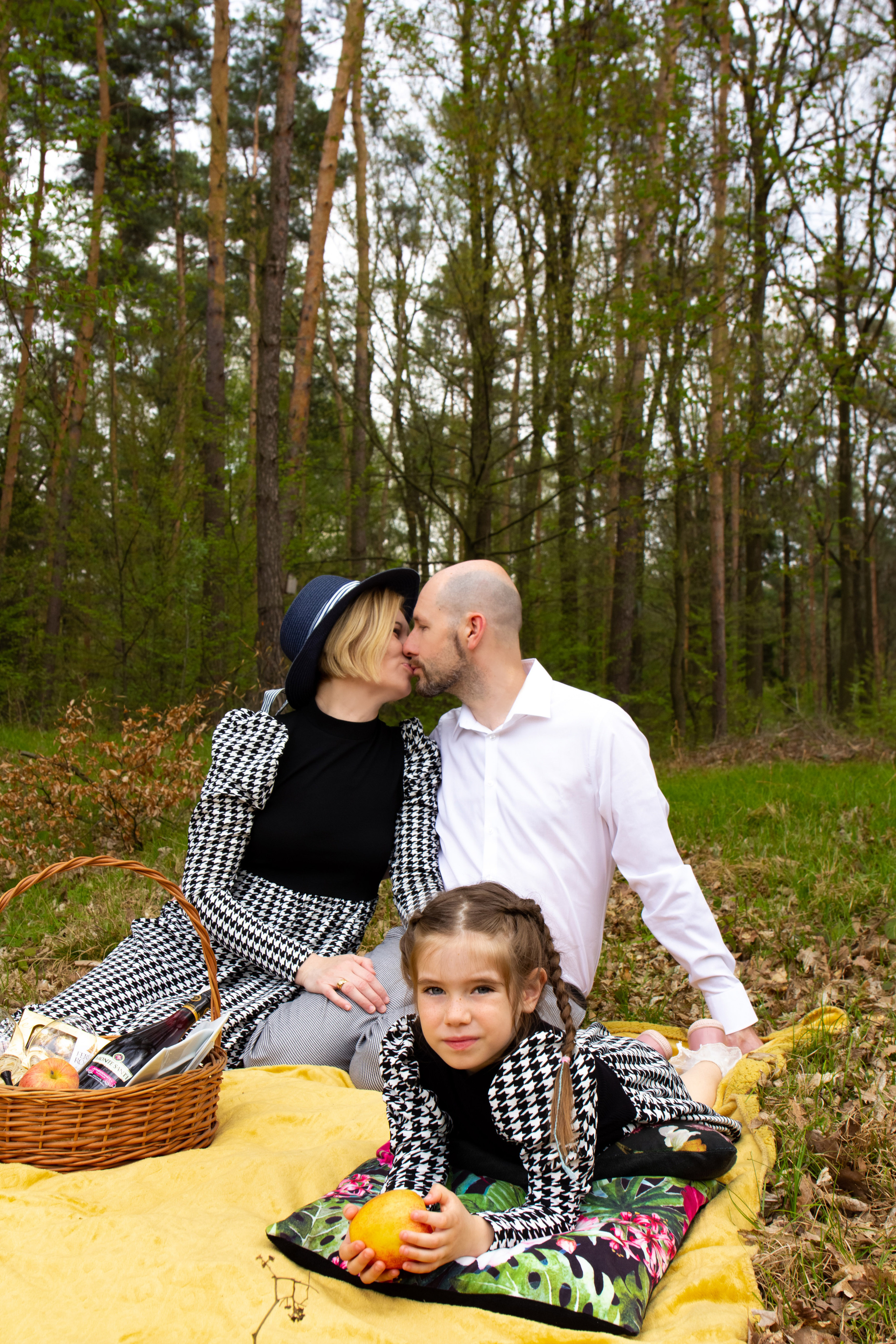 Фотосесія на природі. Дитячий та сімейний фотограф Олена Логвінова