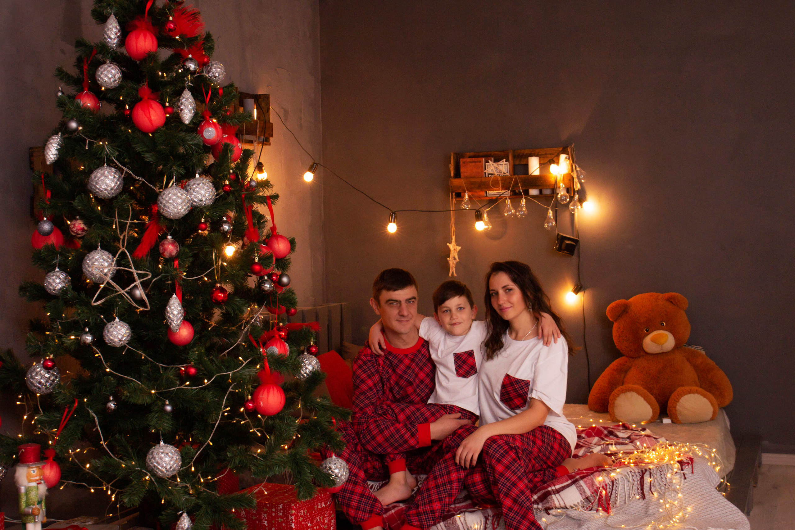 Сімейна новорічна фотосесія м. Київ. Дитячий та сімейний фотограф Олена Логвінова